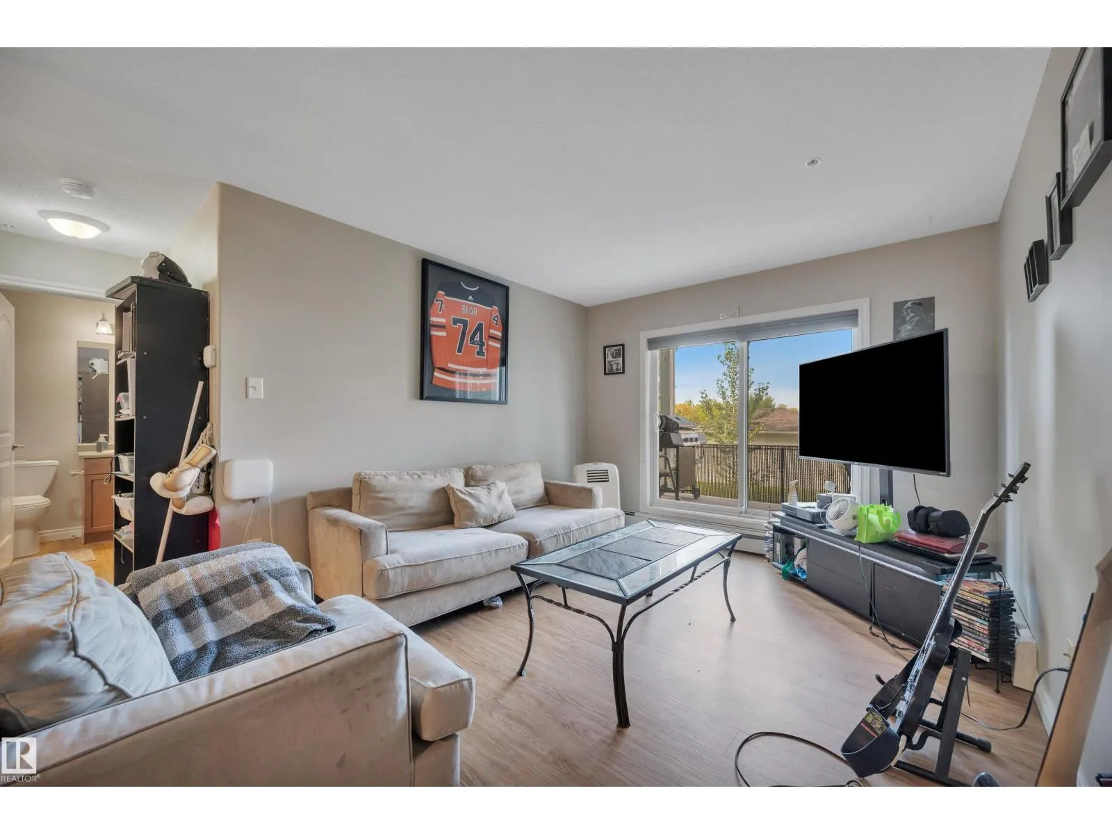 #130 50 WOODSMERE CL