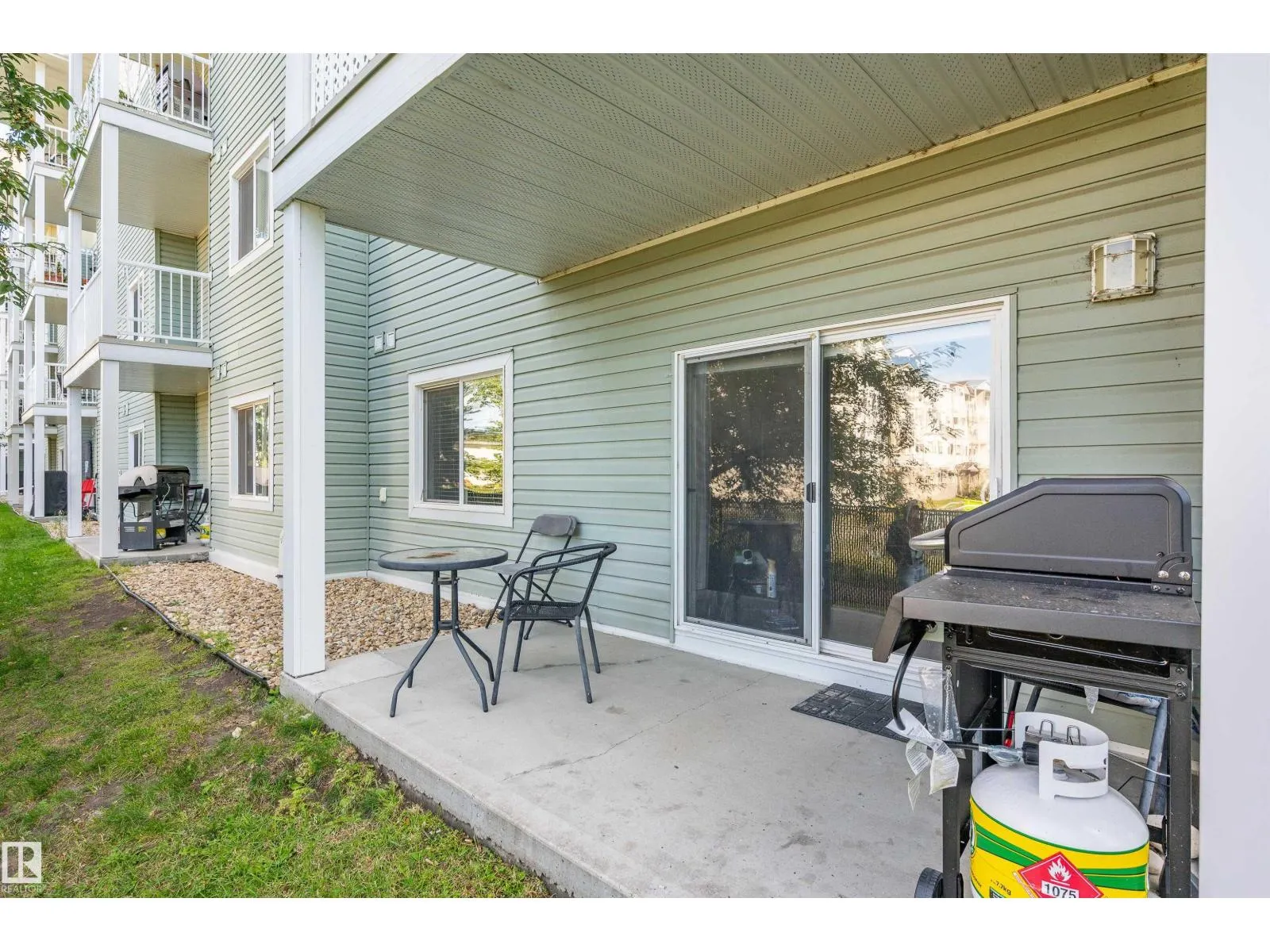 #130 50 WOODSMERE CL