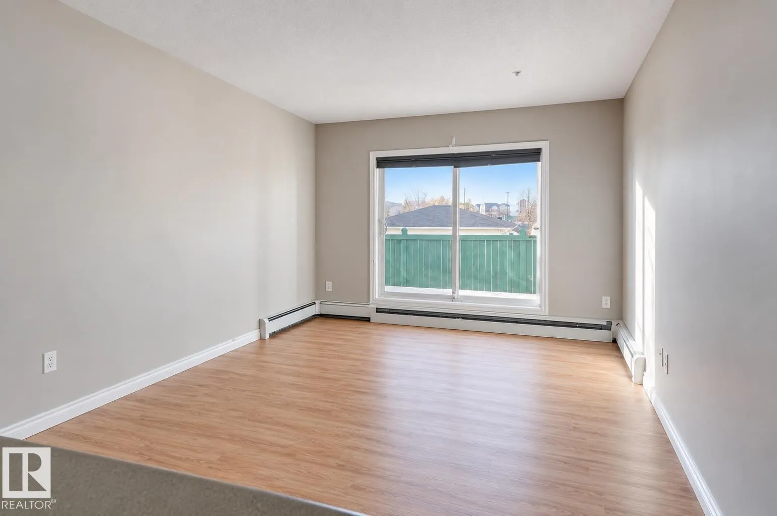 #130 50 WOODSMERE CL