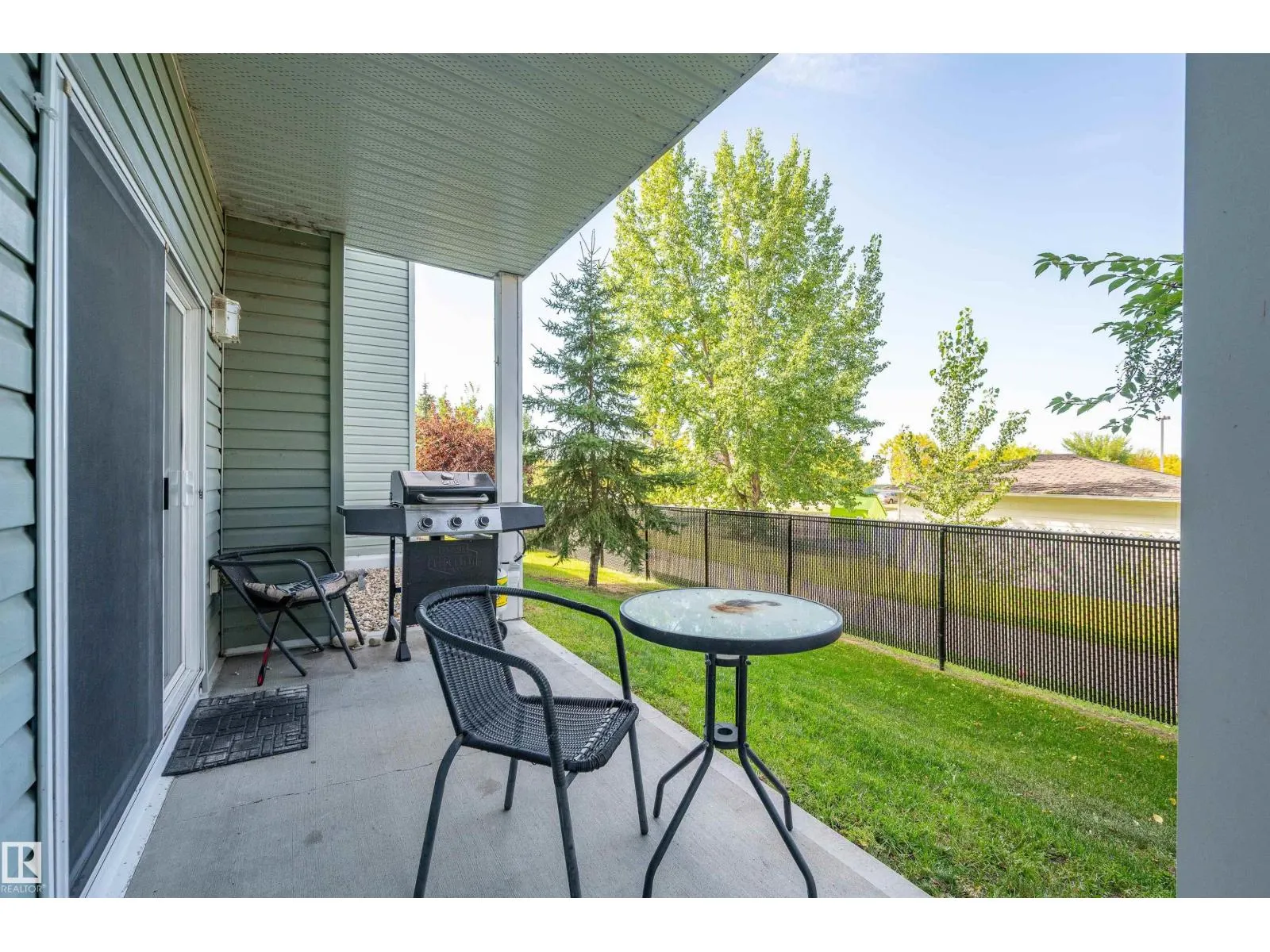 #130 50 WOODSMERE CL