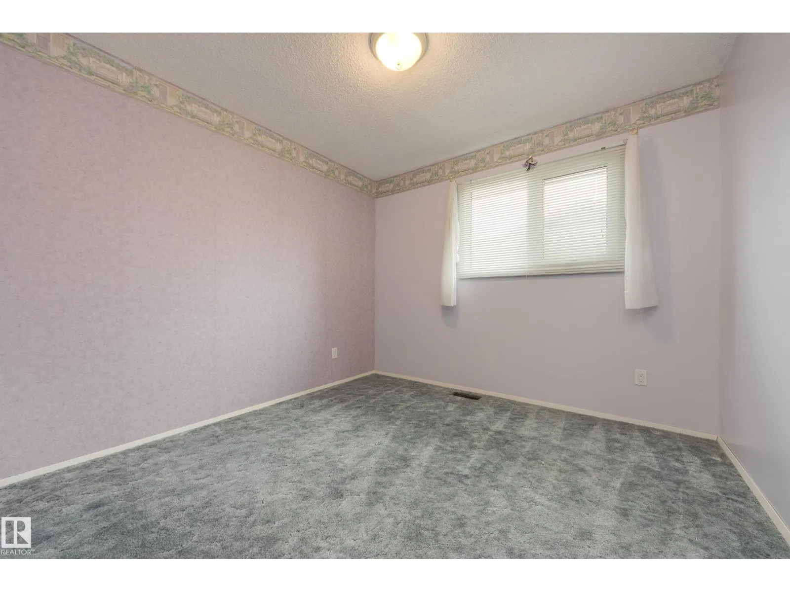 3421 135A AV NW