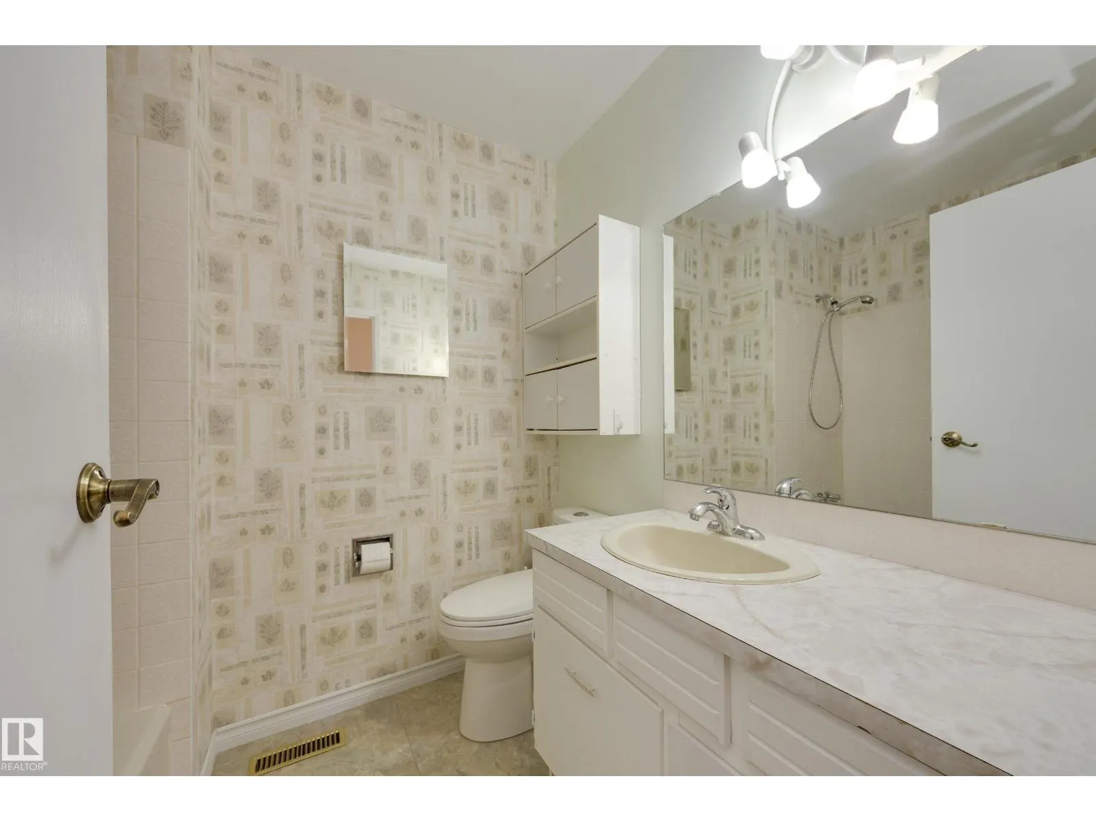 3421 135A AV NW