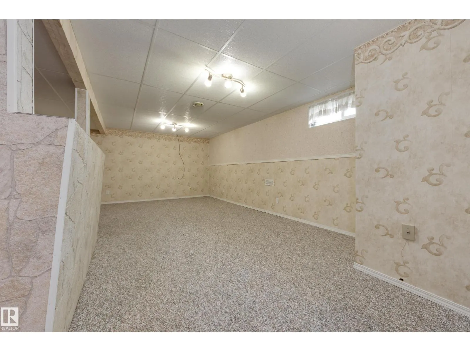 3421 135A AV NW