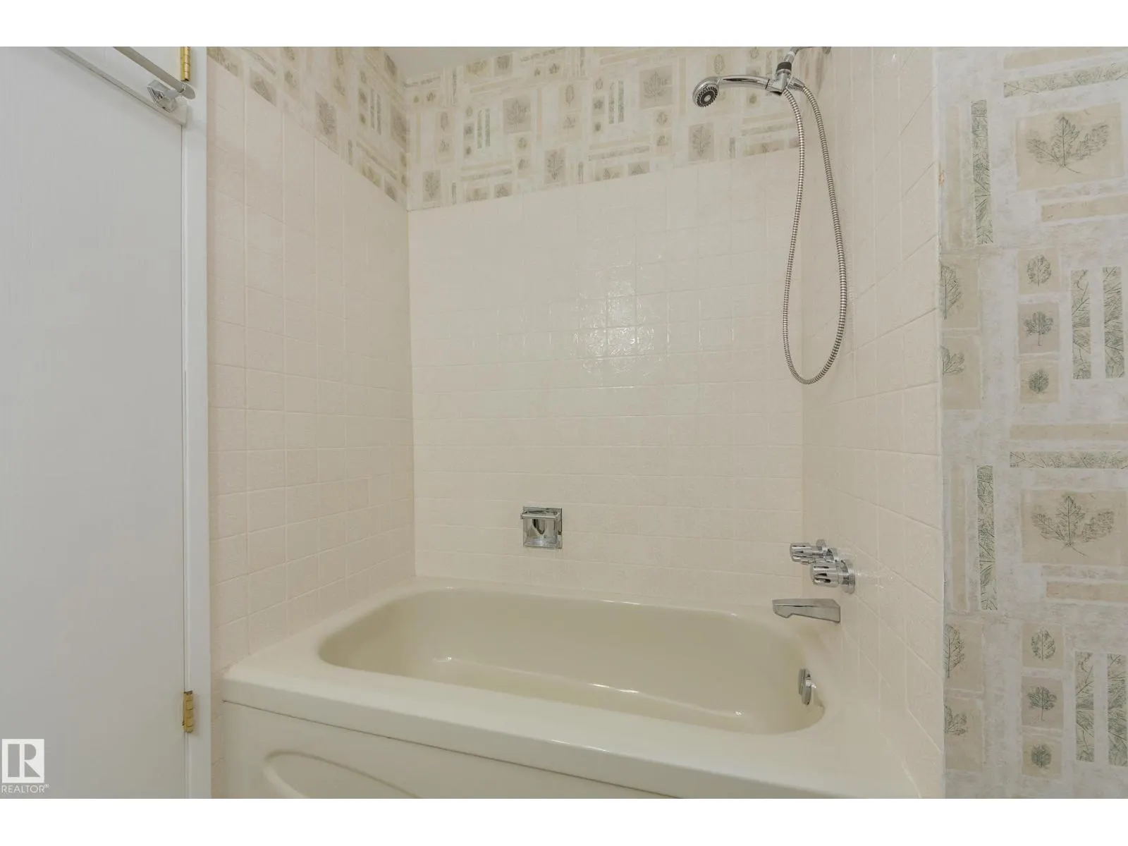 3421 135A AV NW