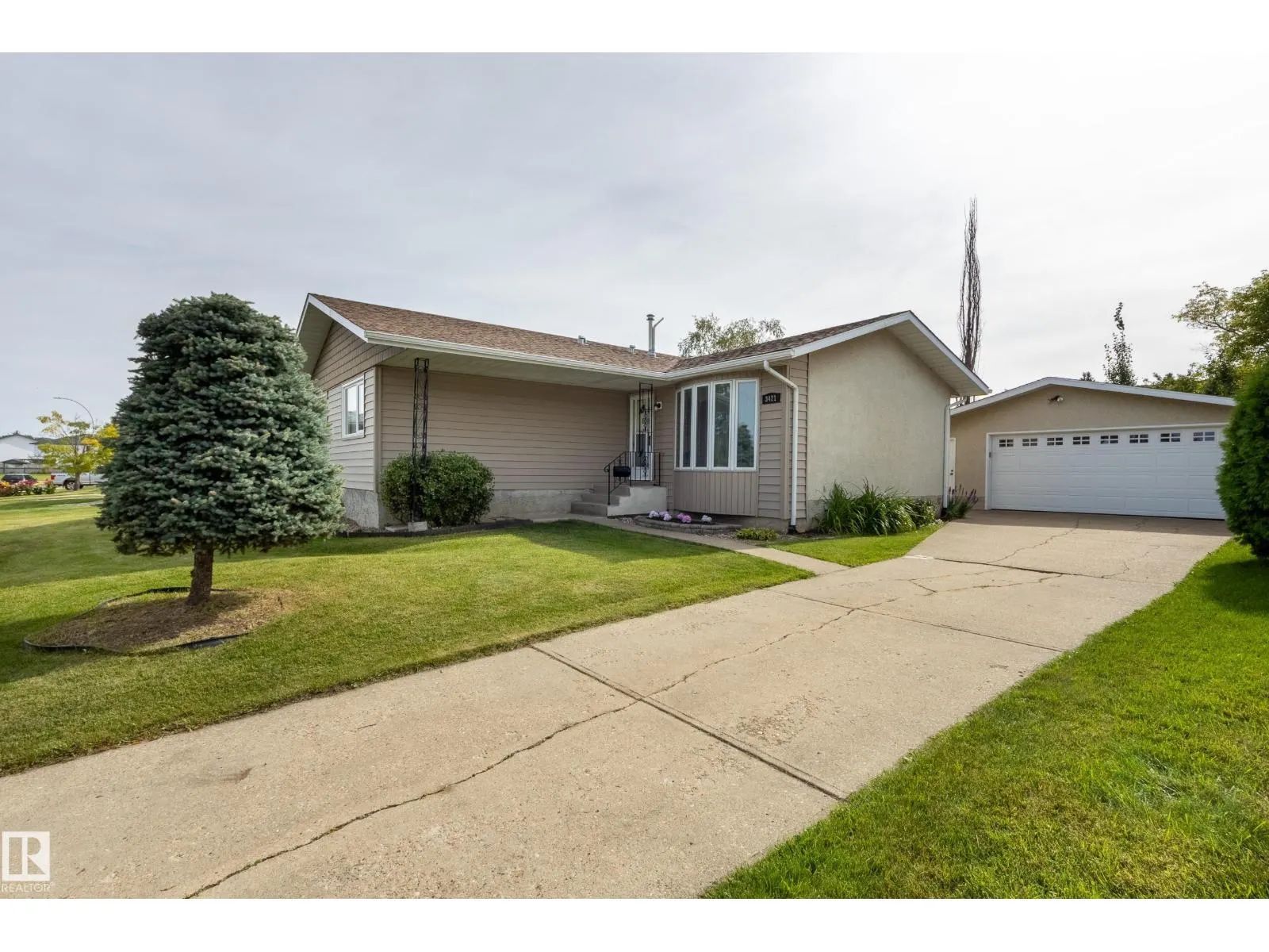 3421 135A AV NW