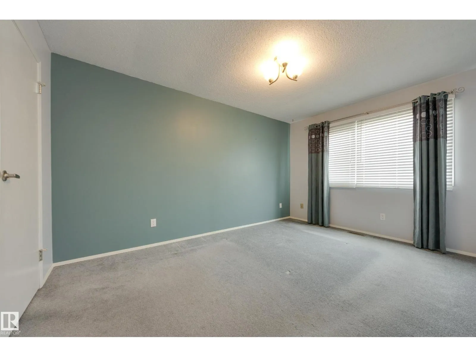 3421 135A AV NW