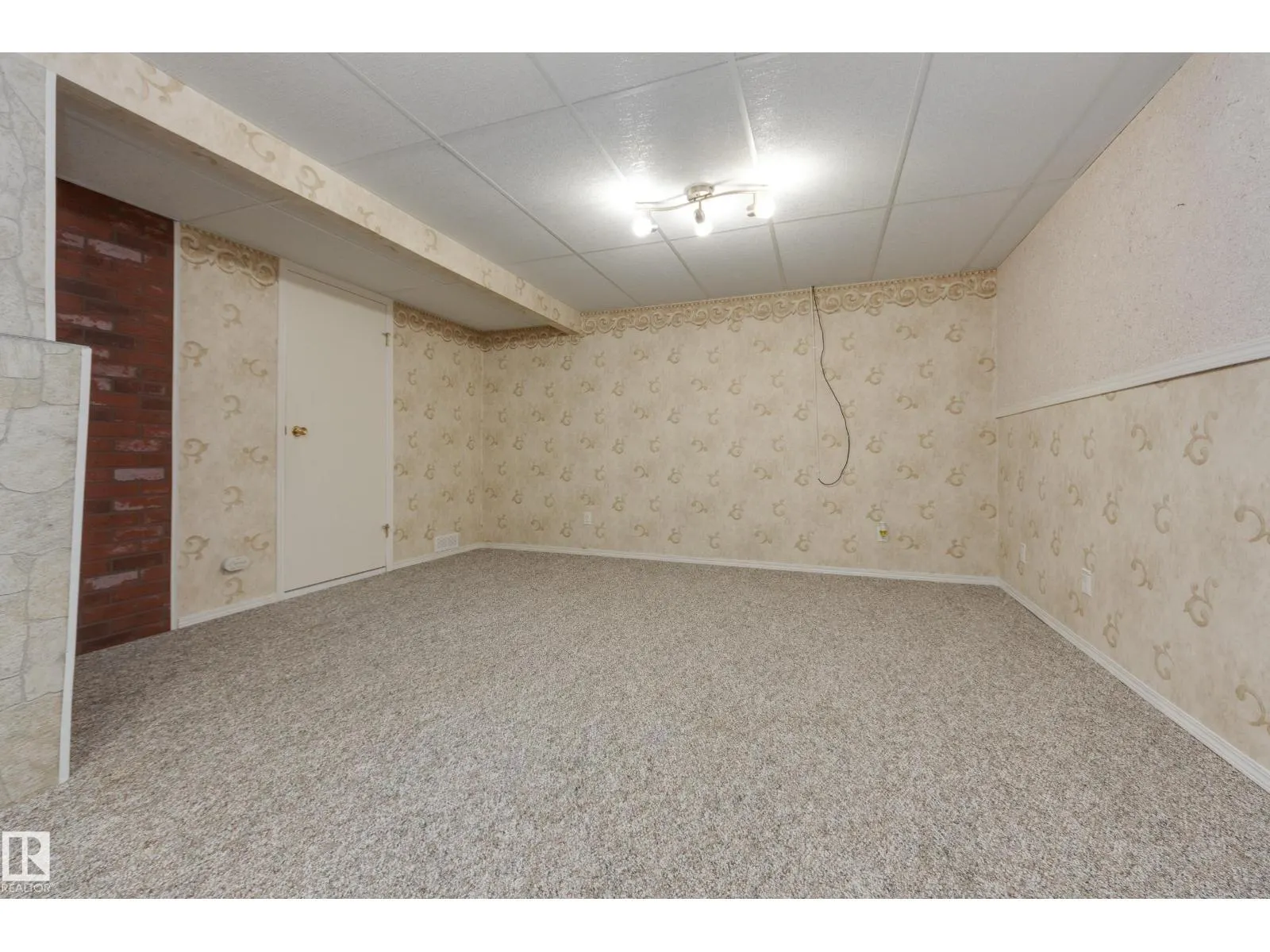 3421 135A AV NW