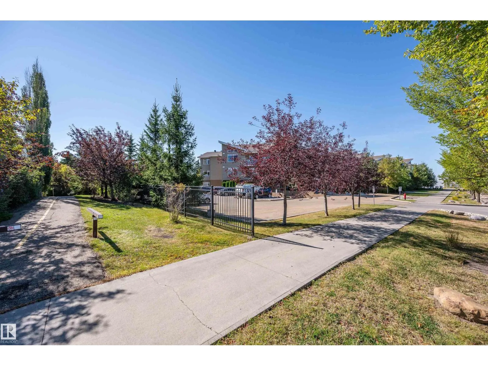 #302 279 WYE RD