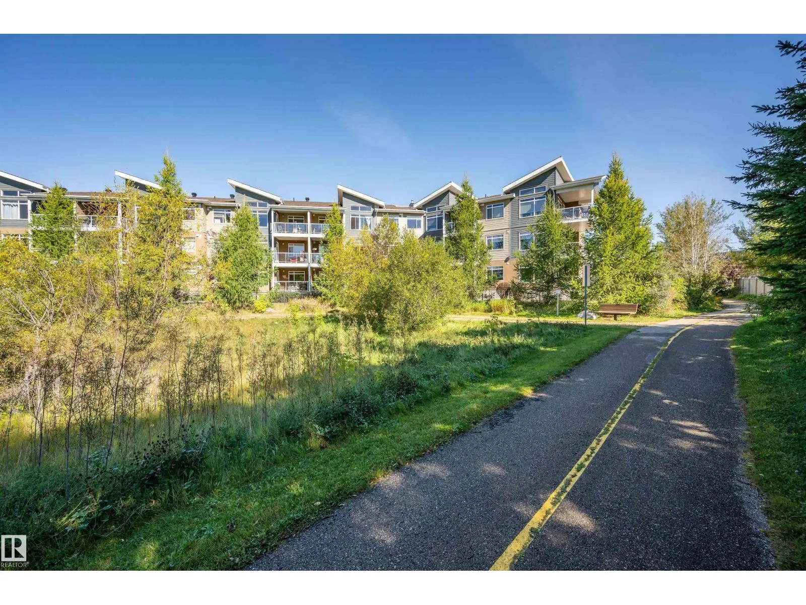 #302 279 WYE RD