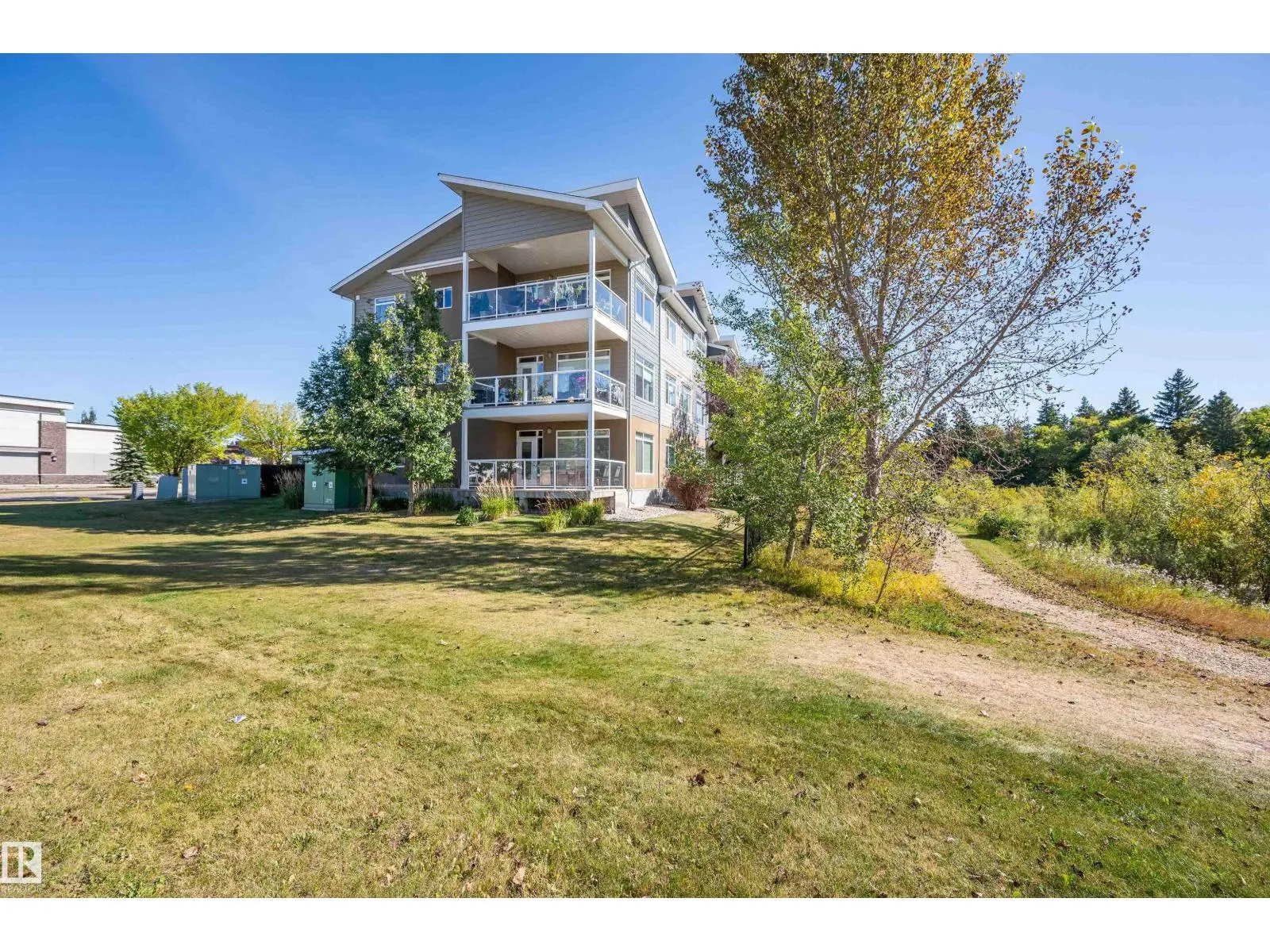 #302 279 WYE RD