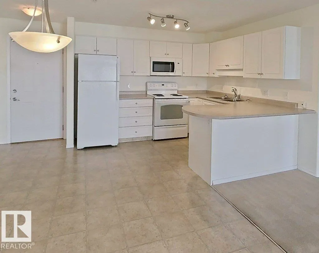 #203 13625 34 ST NW NW