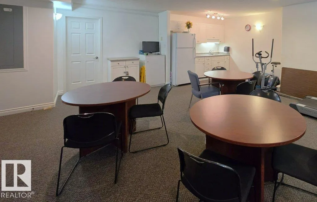 #203 13625 34 ST NW NW