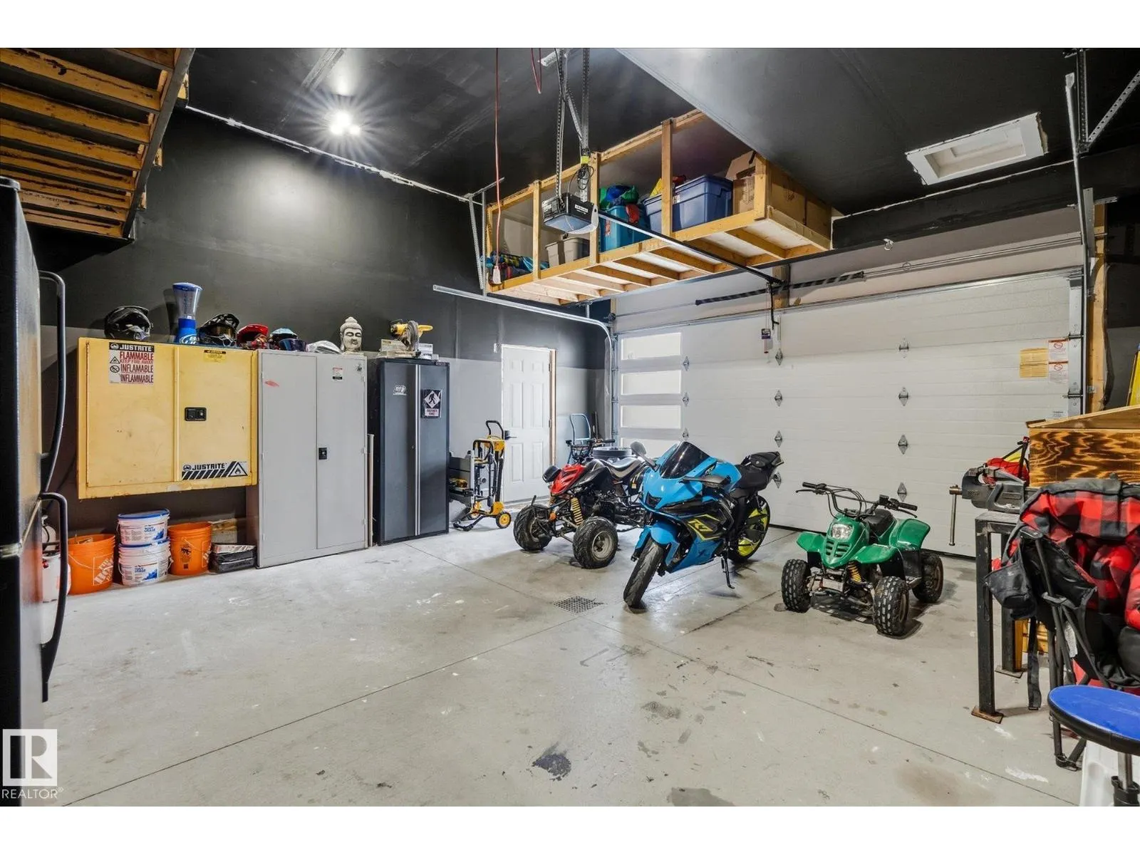 38 STARLING WY
