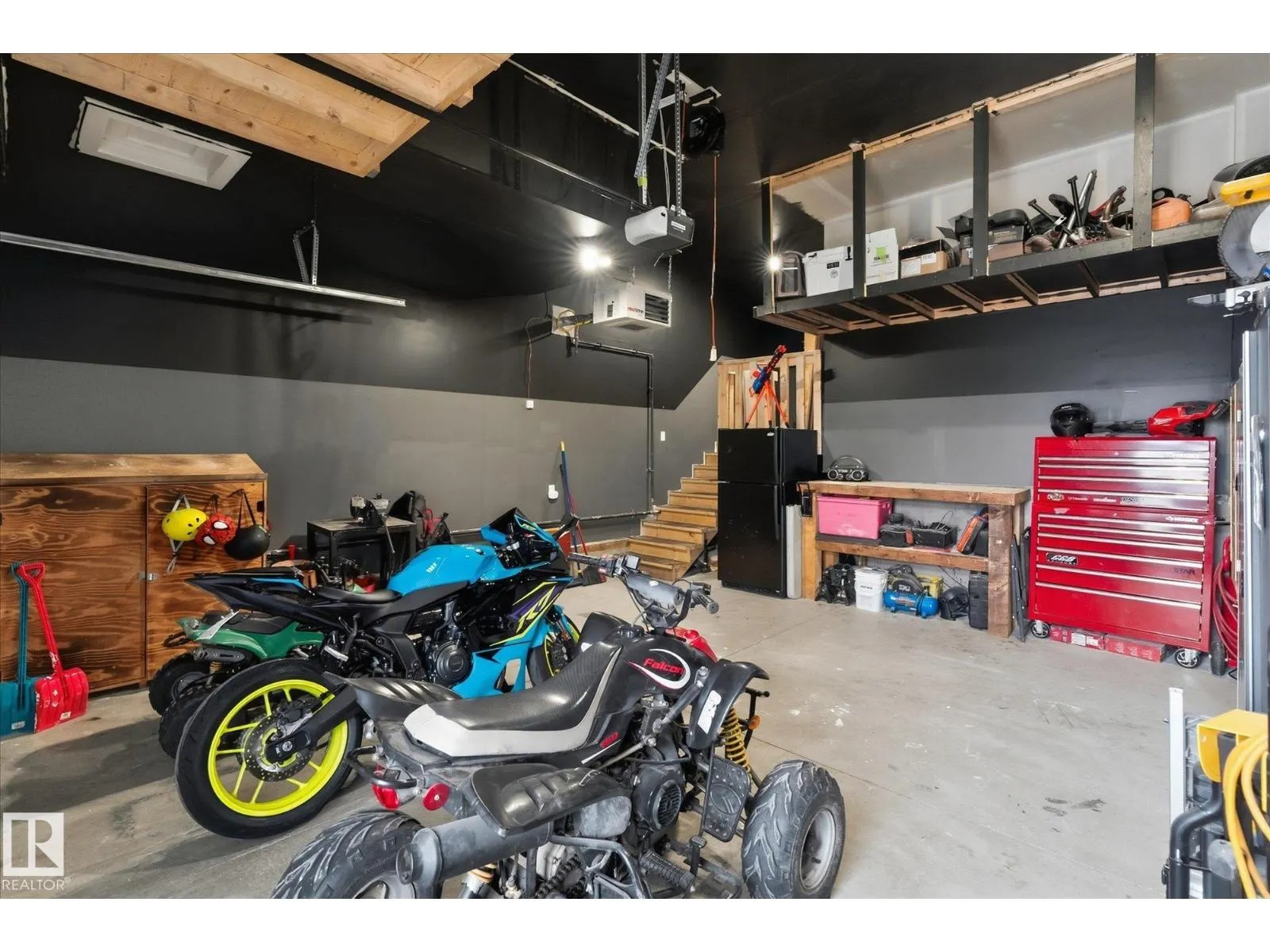 38 STARLING WY