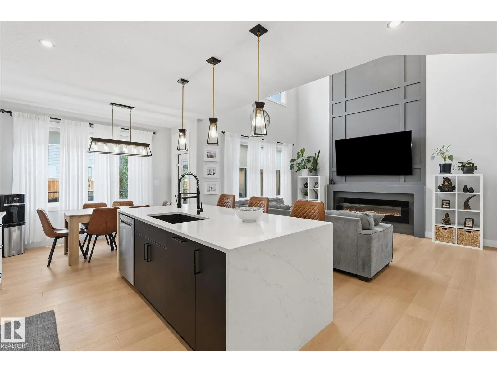 38 STARLING WY