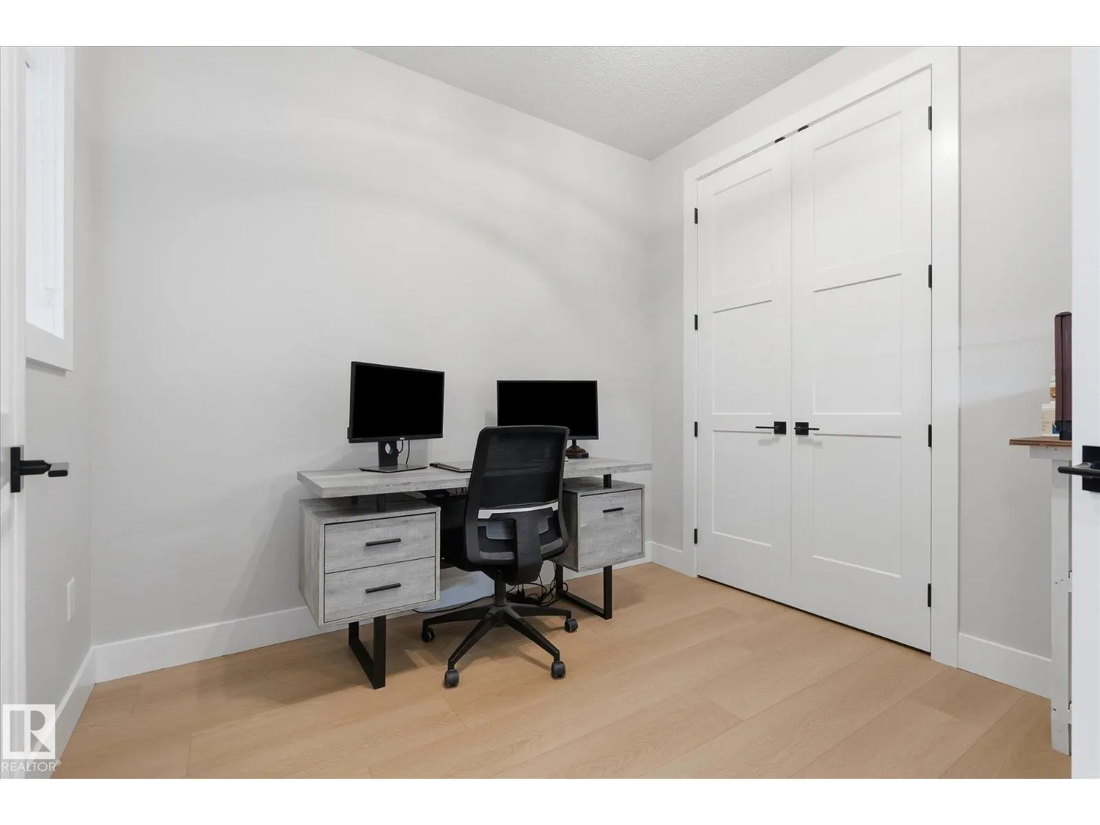 38 STARLING WY