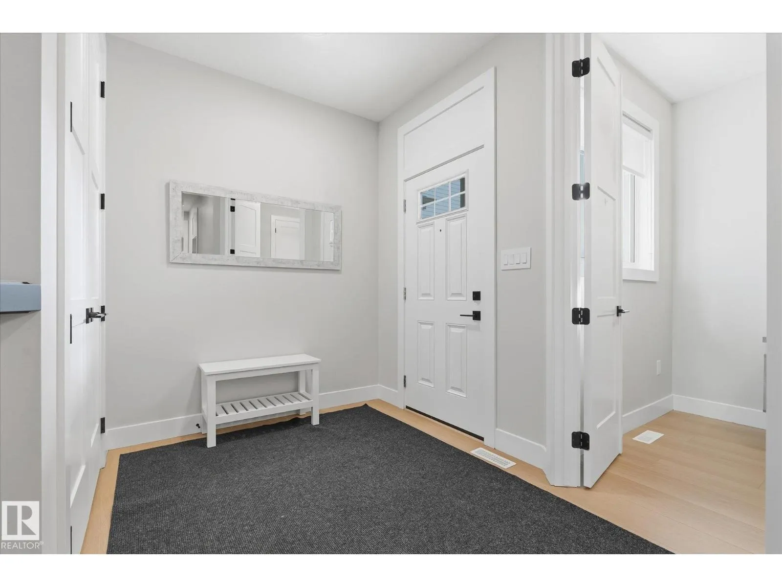 38 STARLING WY