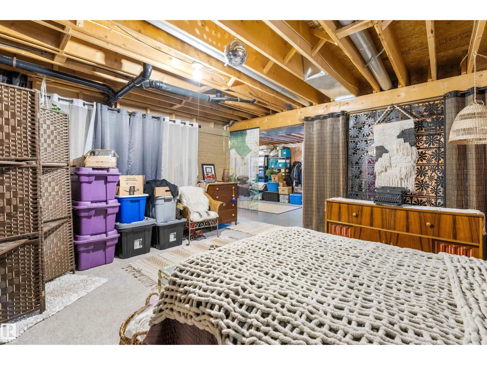 58 HARCOURT CR