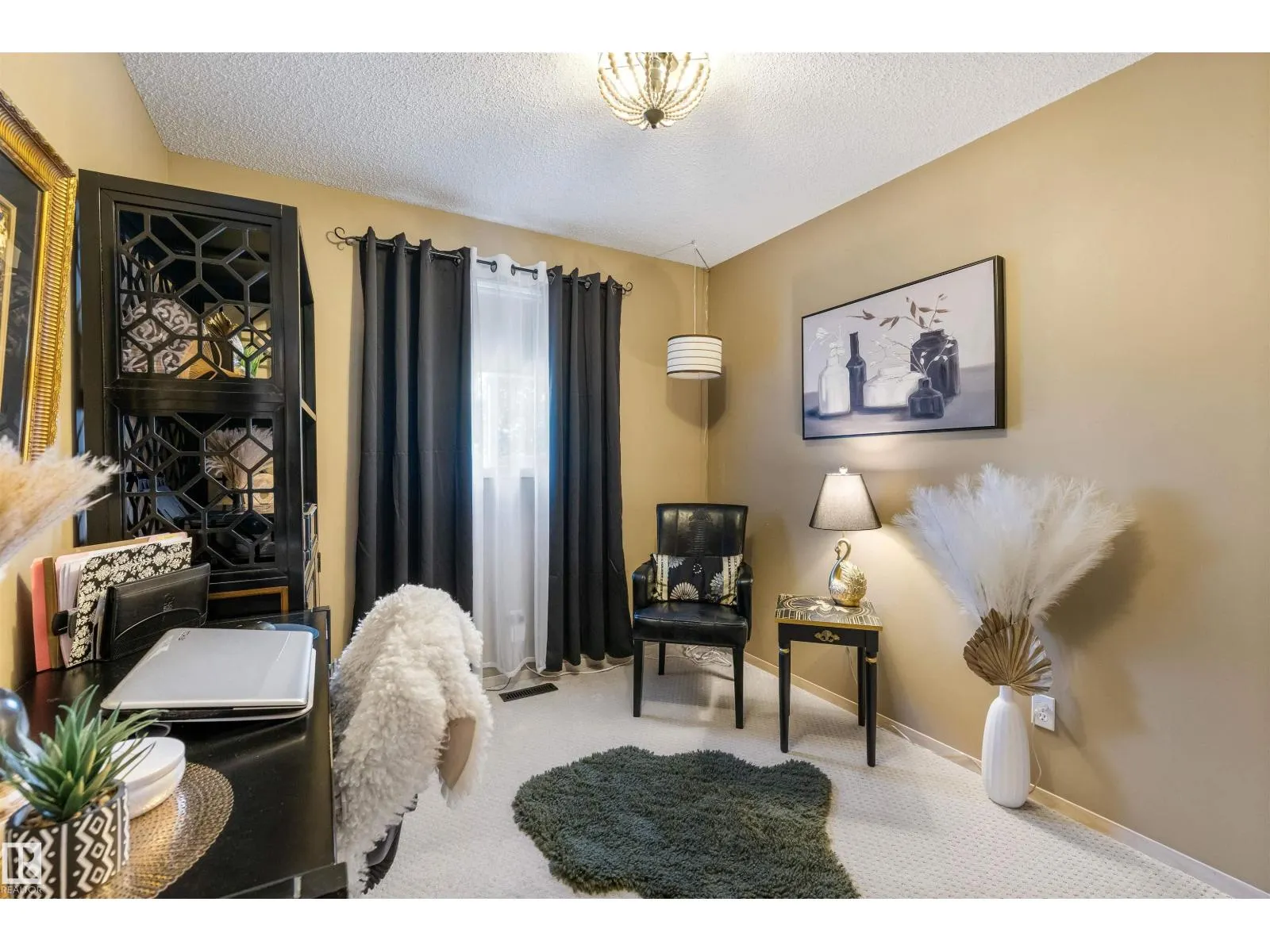 58 HARCOURT CR