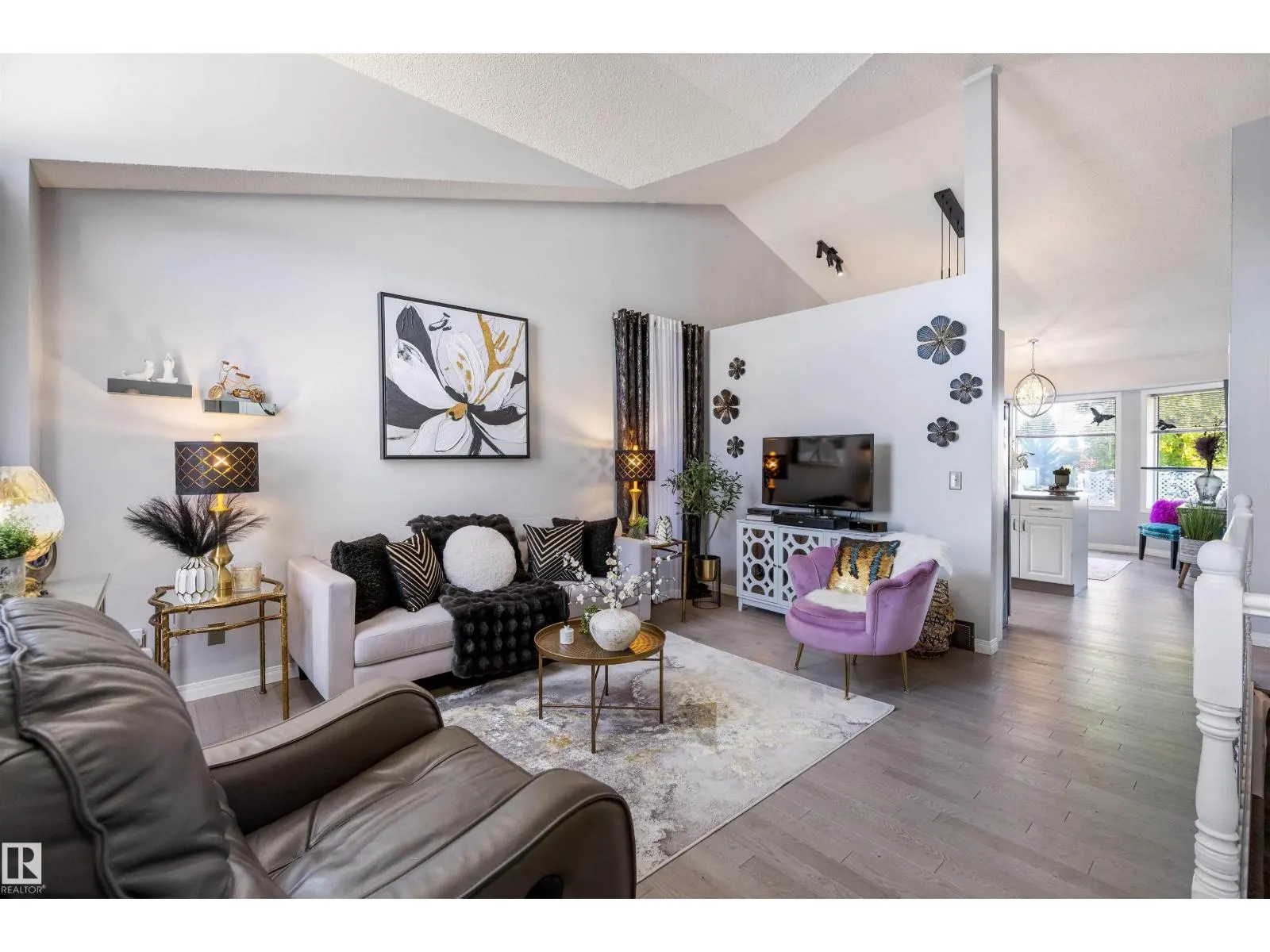 58 HARCOURT CR