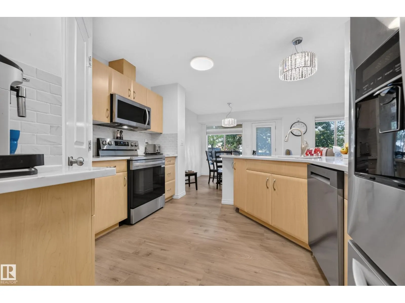 #106 21 SUMMERWOOD DR