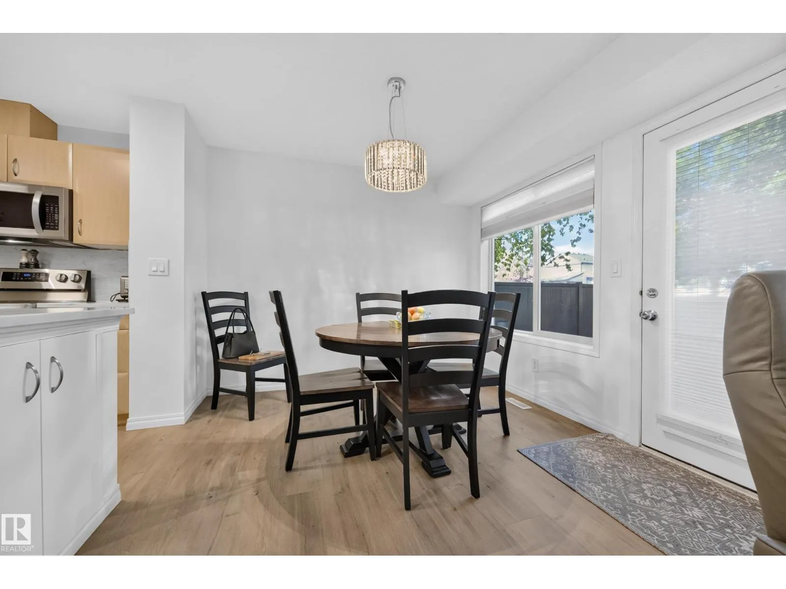 #106 21 SUMMERWOOD DR