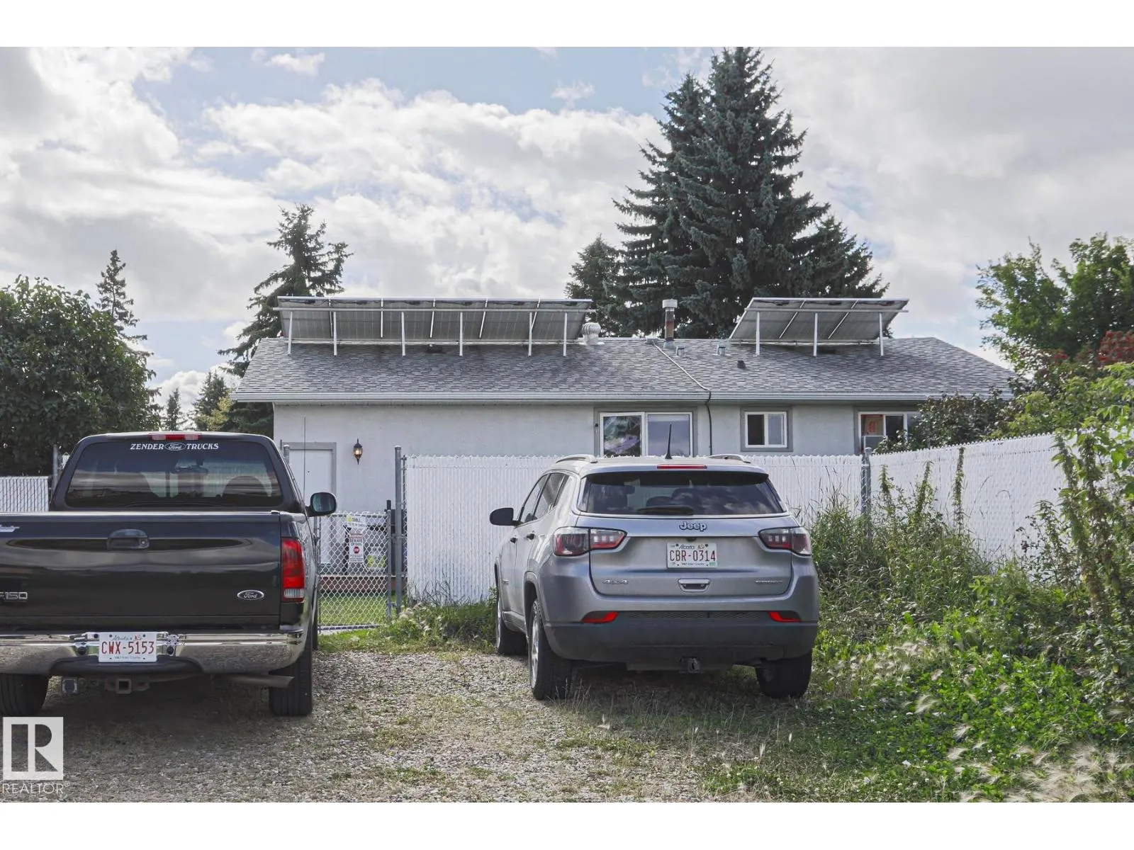 21 BURLINGTON AV