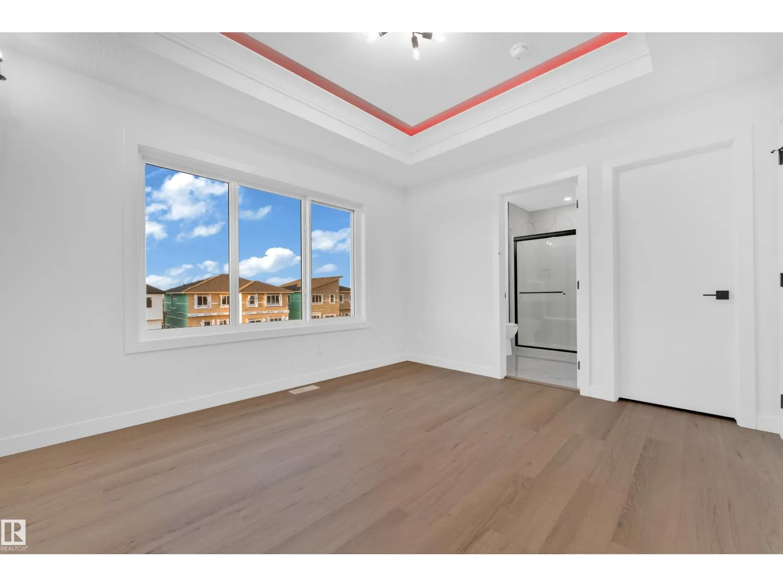 16 Westwyck LI