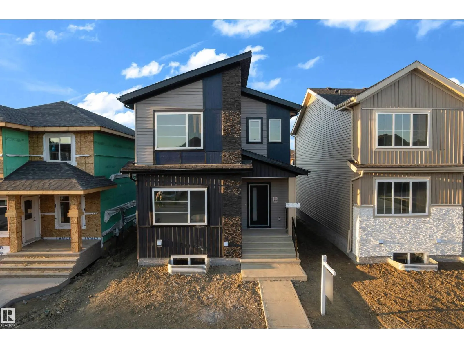 16 Westwyck LI
