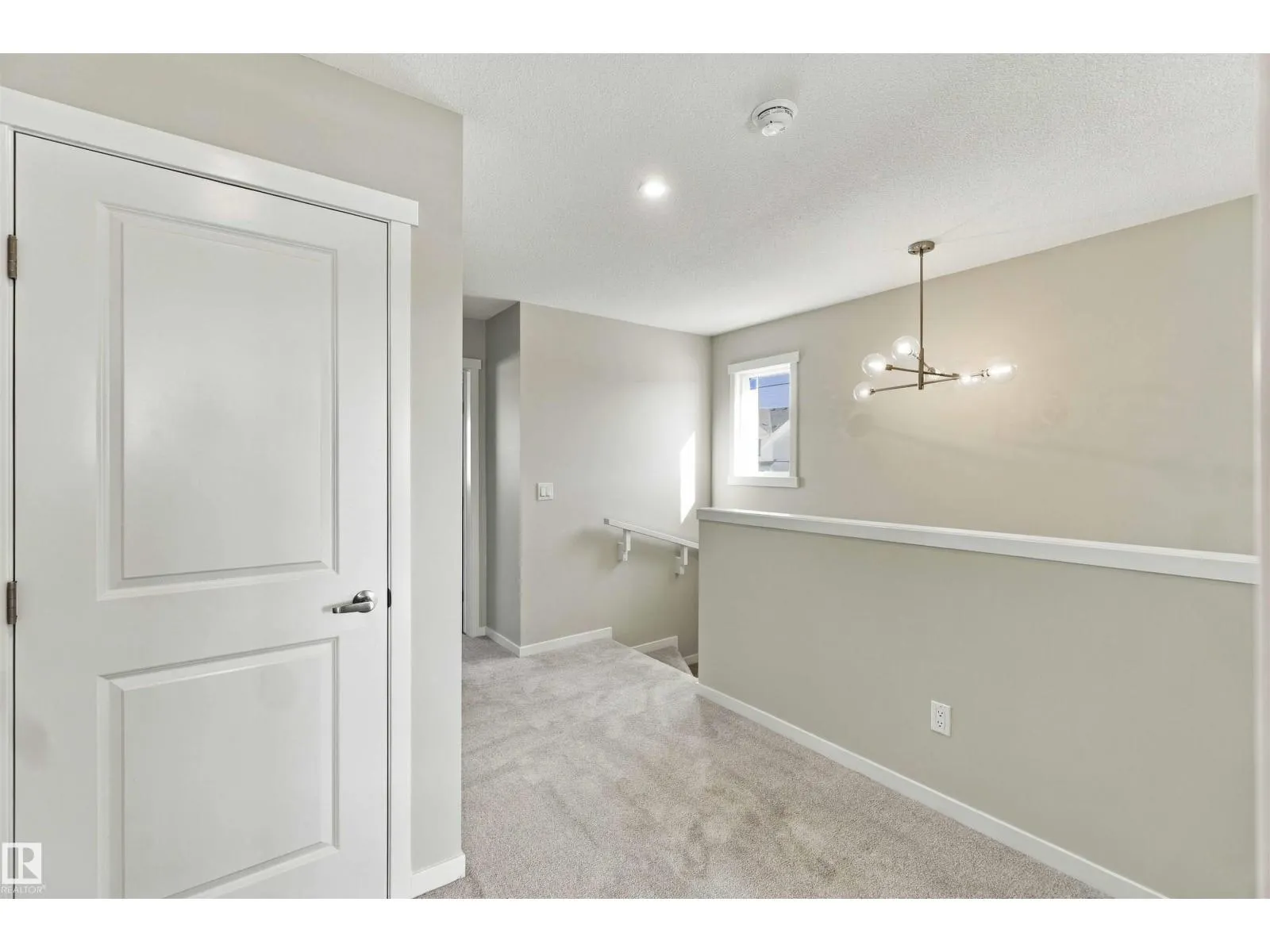 1256 MCLEOD AV