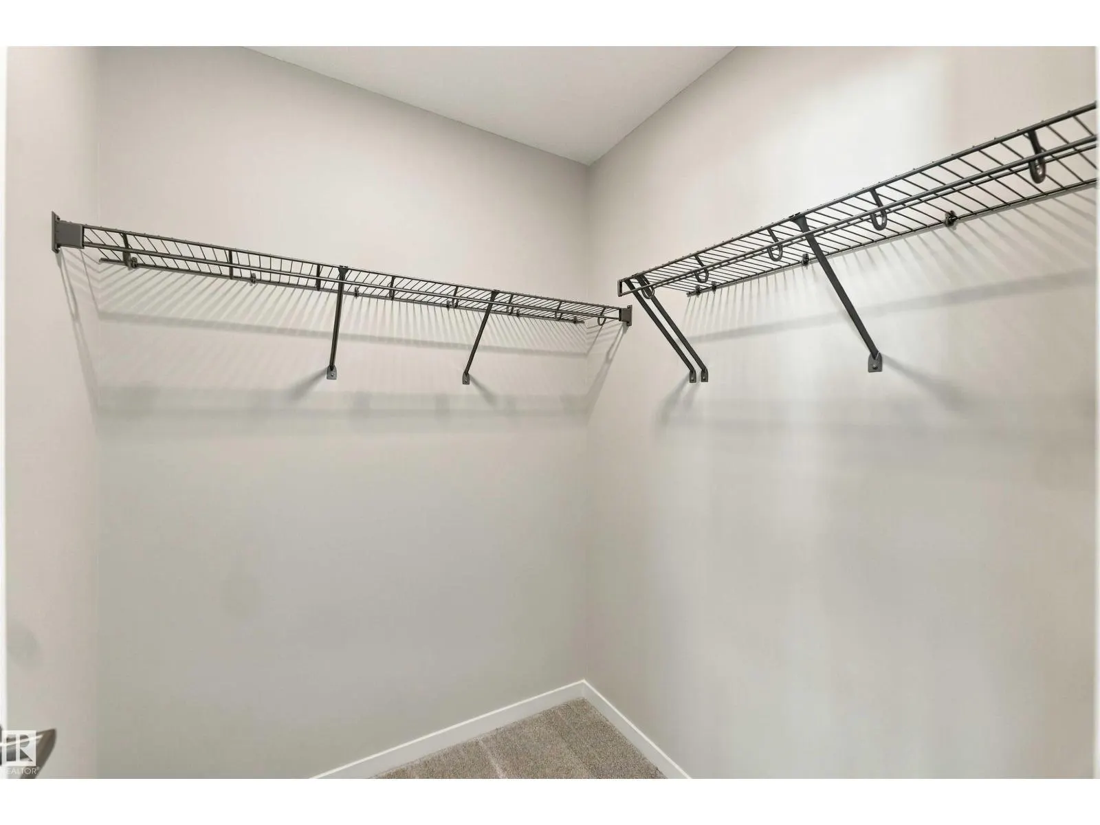 1256 MCLEOD AV