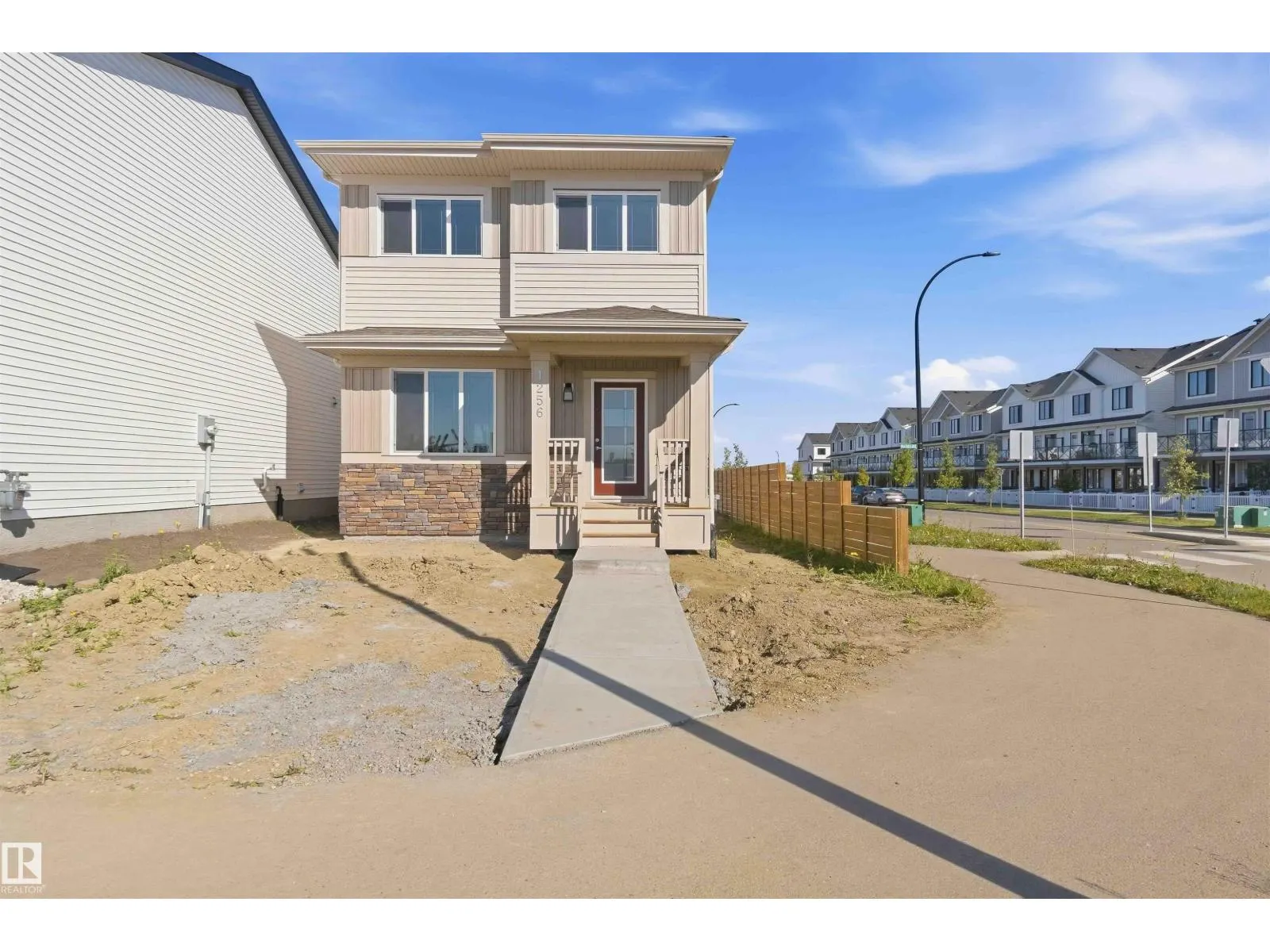 1256 MCLEOD AV