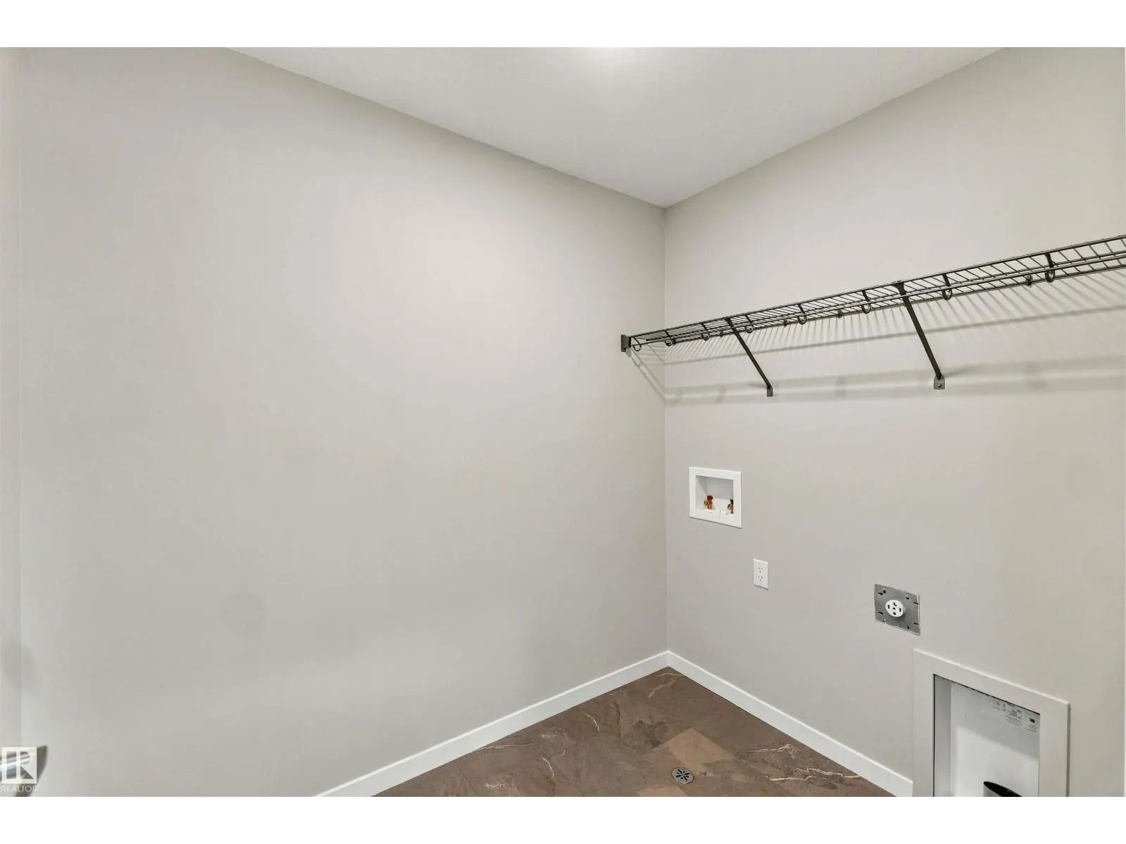 1256 MCLEOD AV