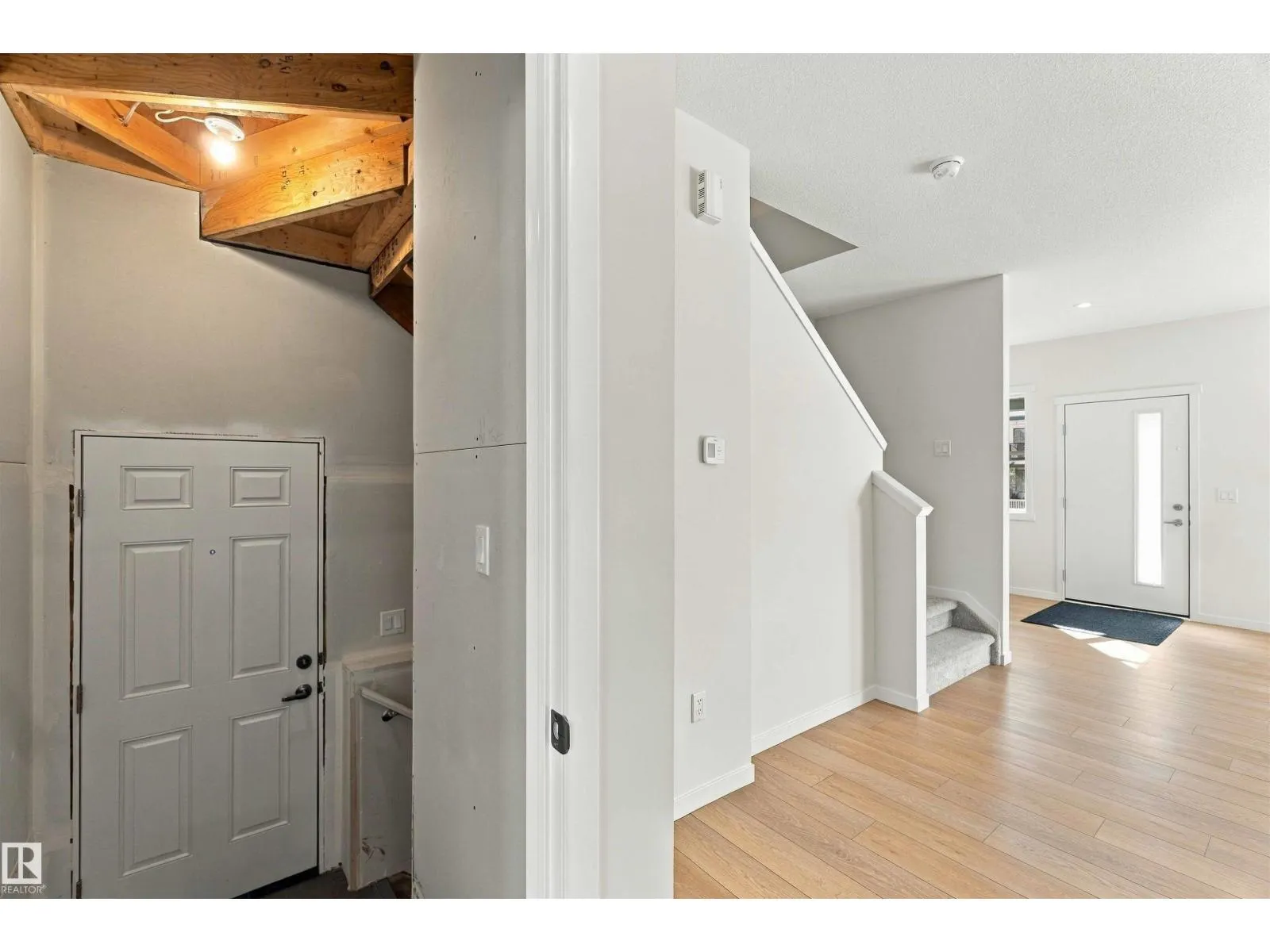 1242 MCLEOD AV