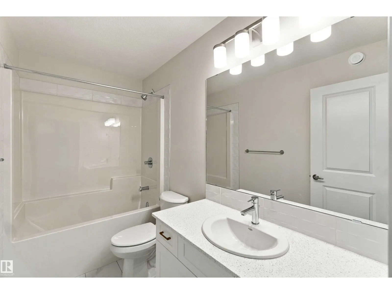 1242 MCLEOD AV