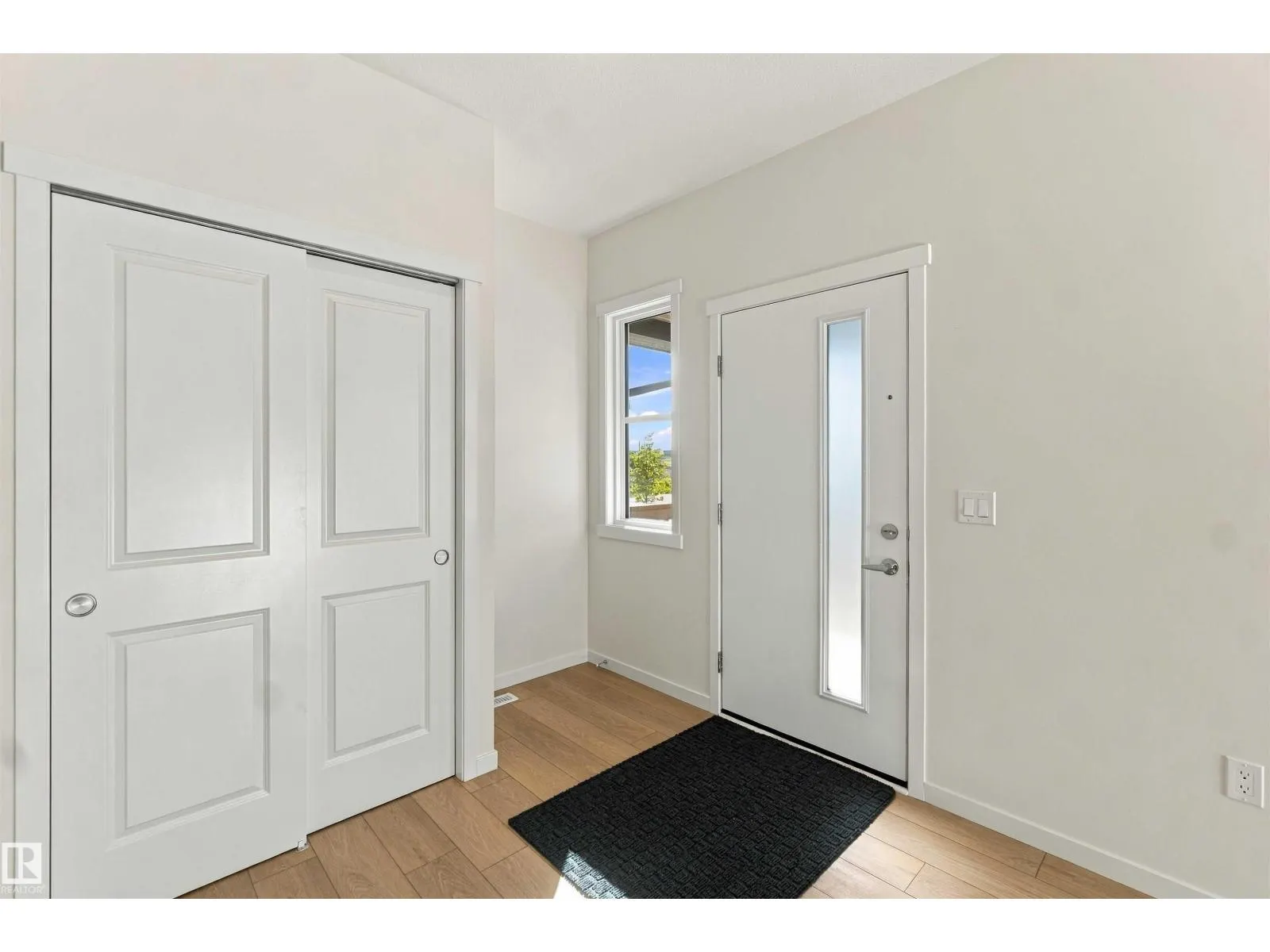 1242 MCLEOD AV