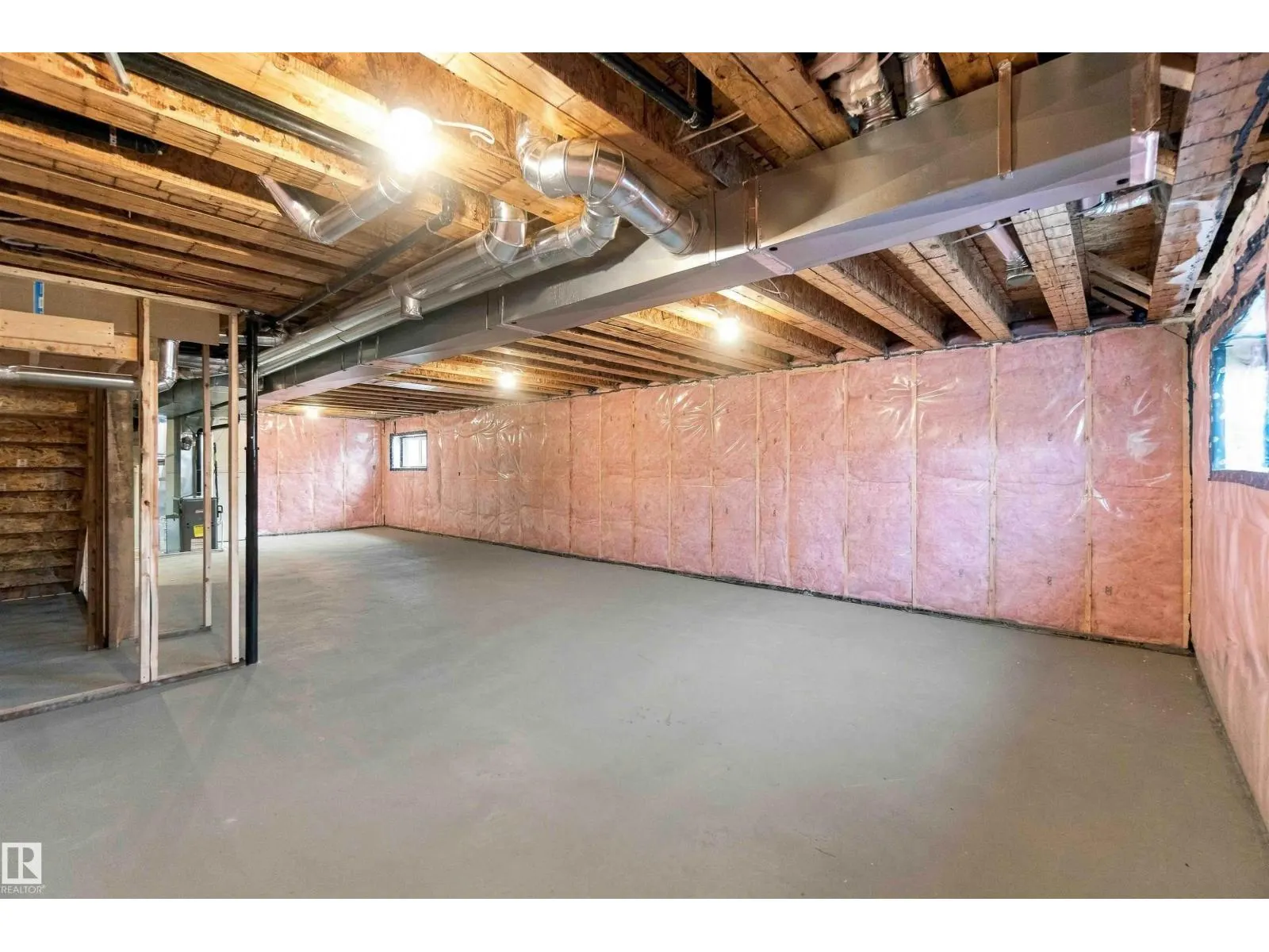 1242 MCLEOD AV