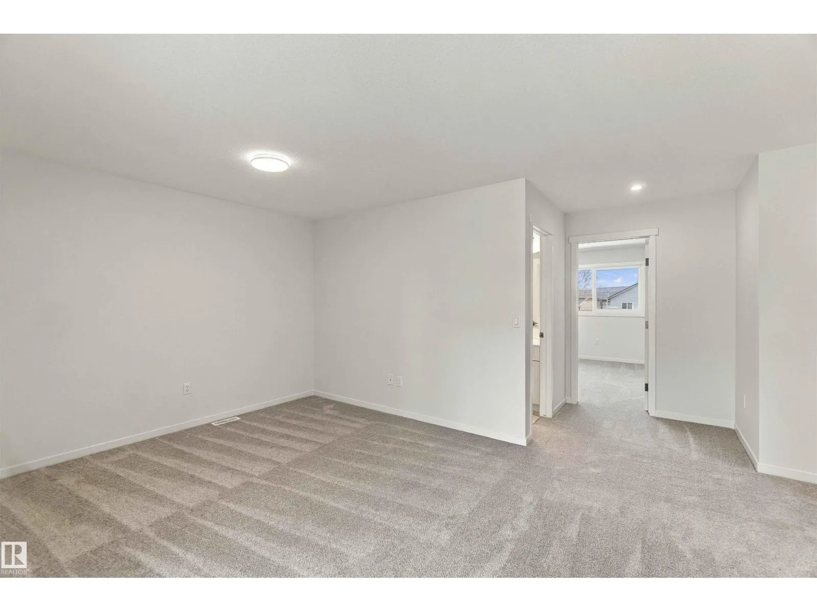 1242 MCLEOD AV