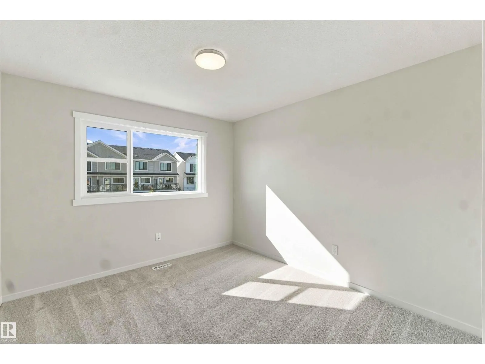 1242 MCLEOD AV