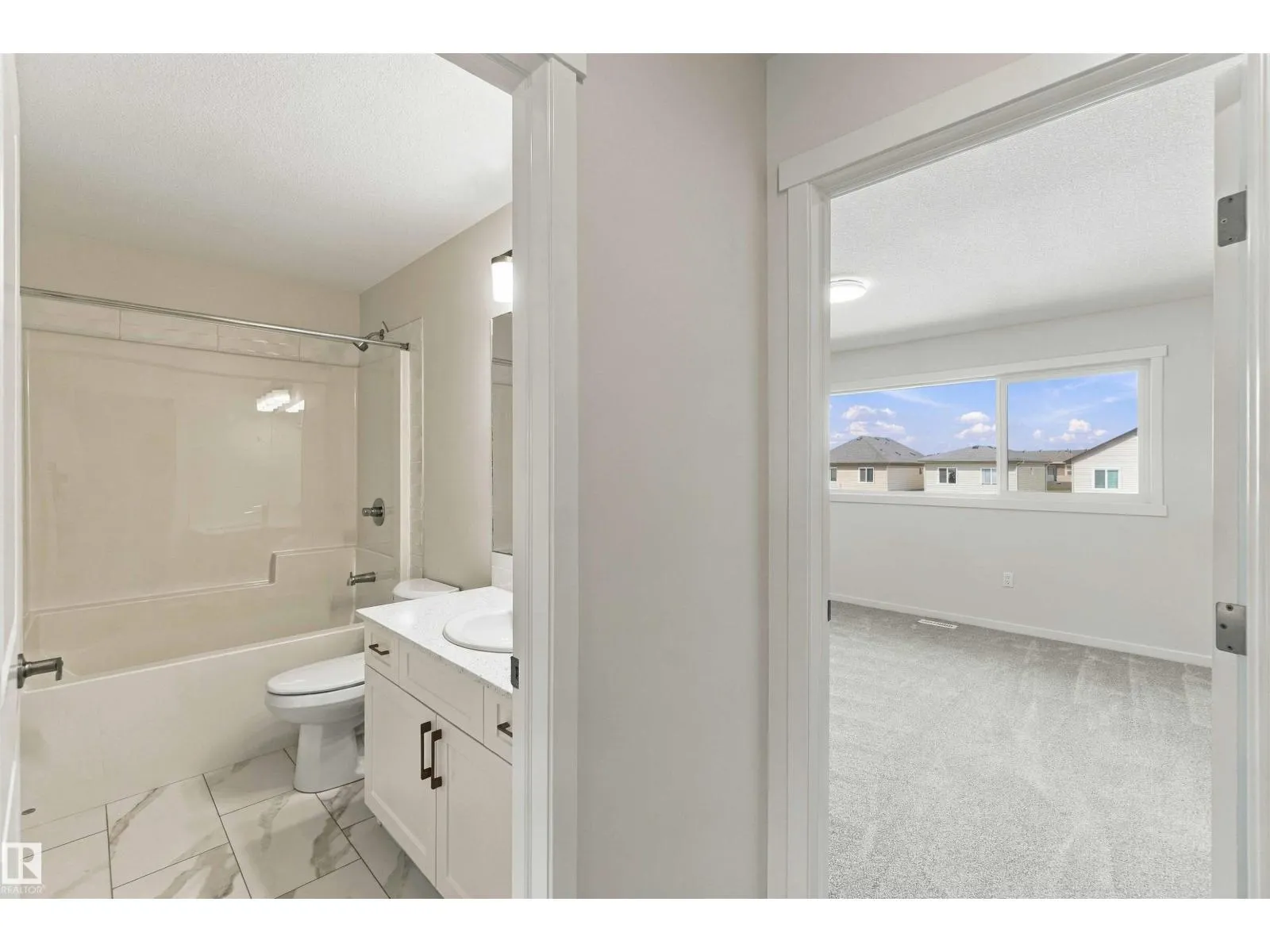 1242 MCLEOD AV