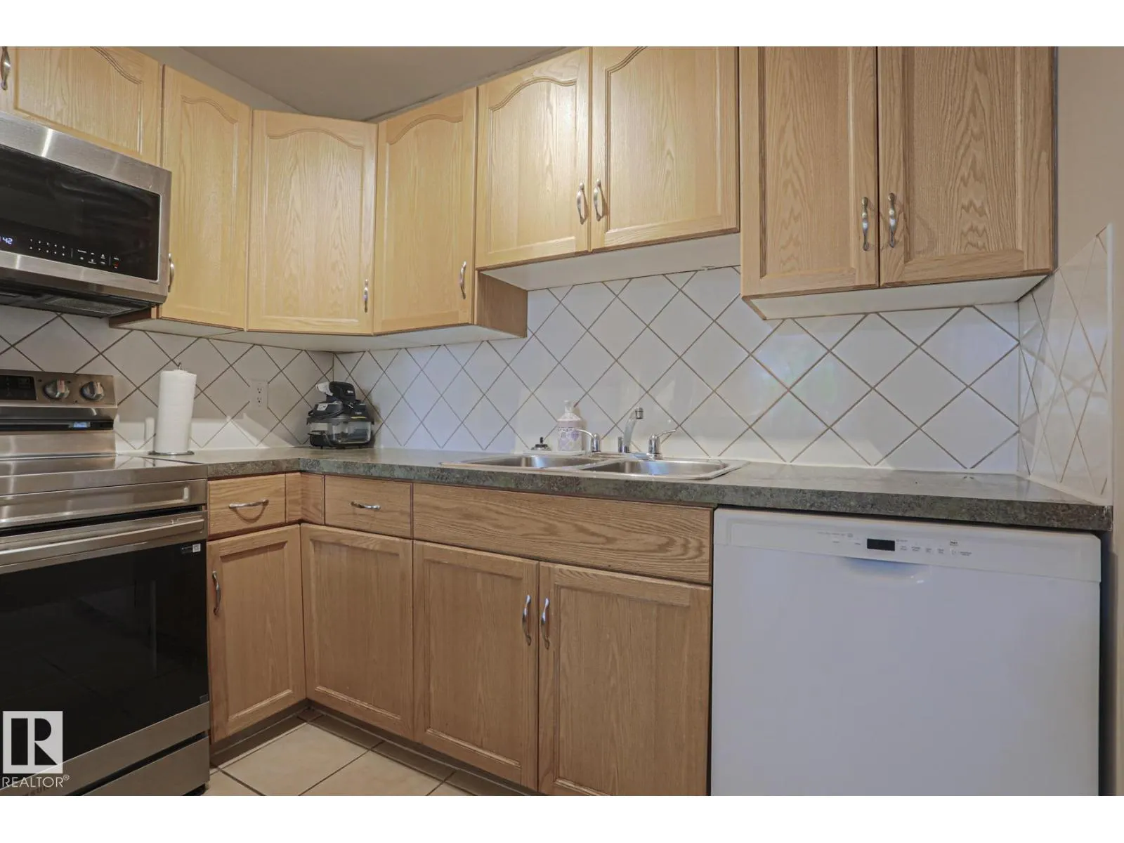 319 TELFORD CO