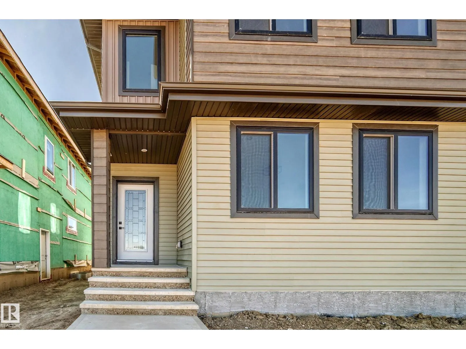9 TILIA PL