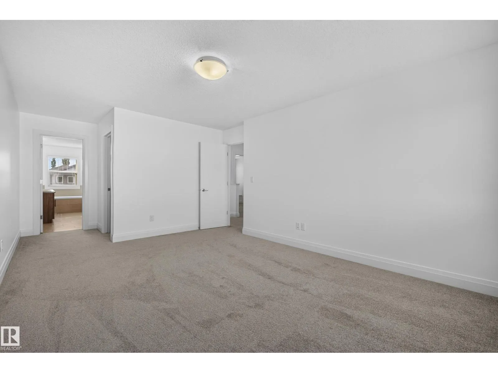 1023 SOUTH CREEK WD