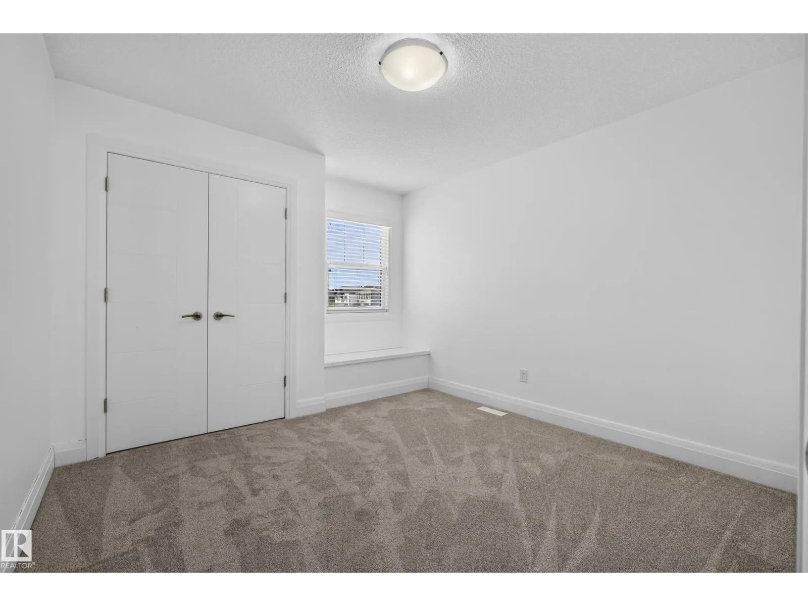 1023 SOUTH CREEK WD
