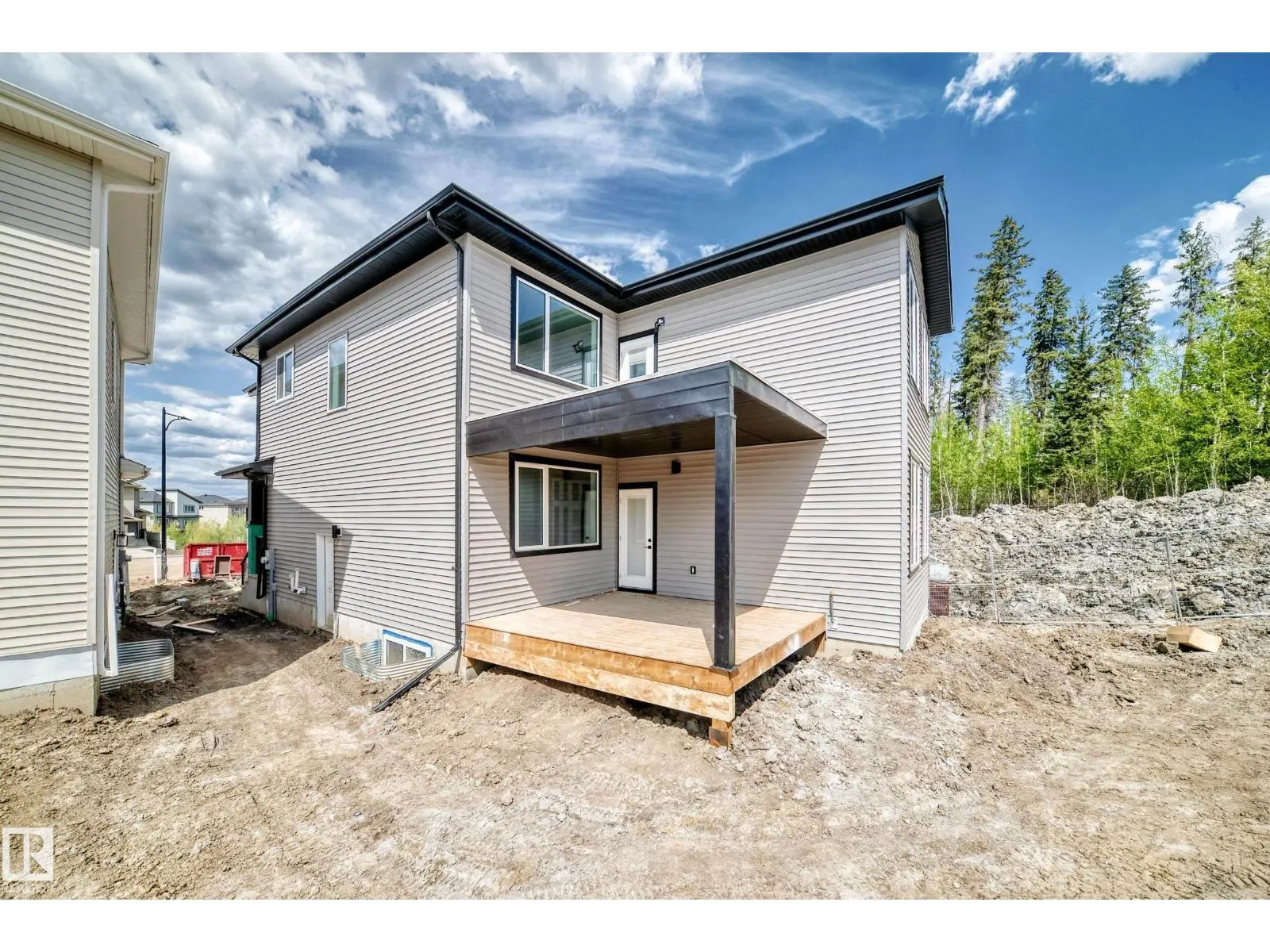 47 MEADOWGROVE LN