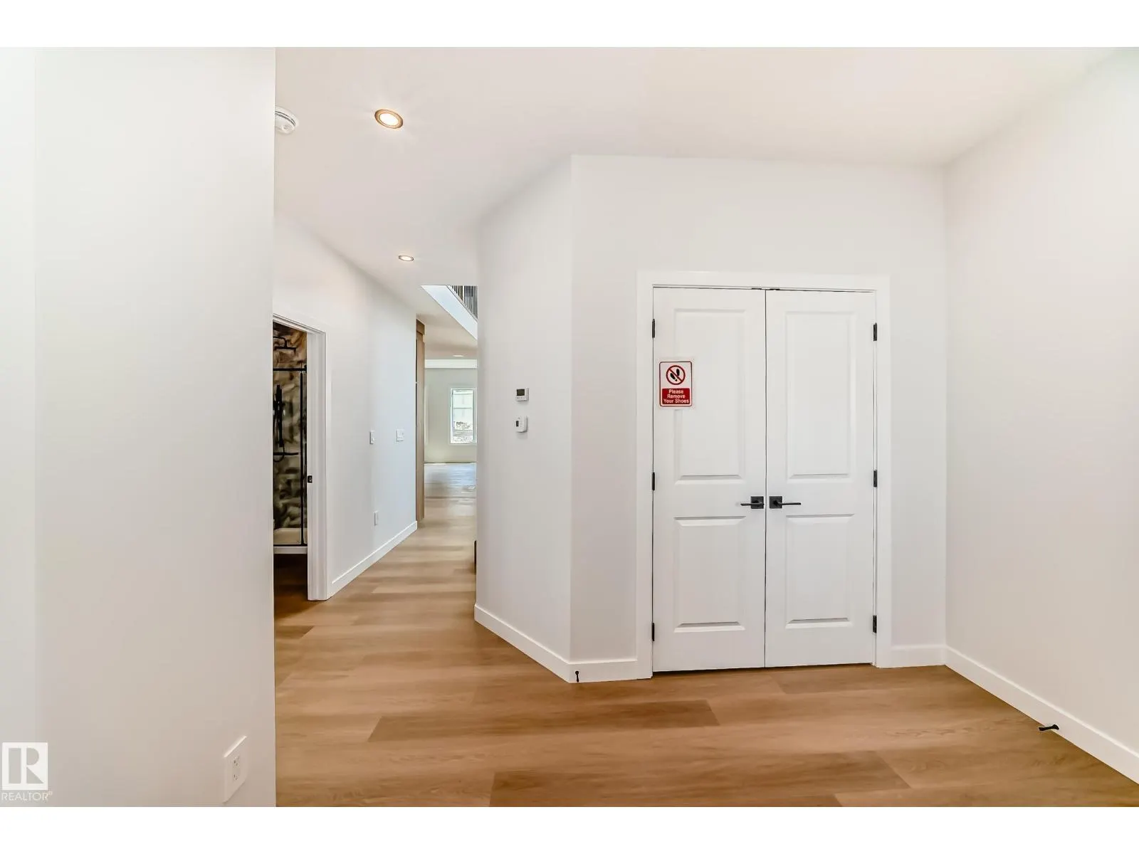 47 MEADOWGROVE LN