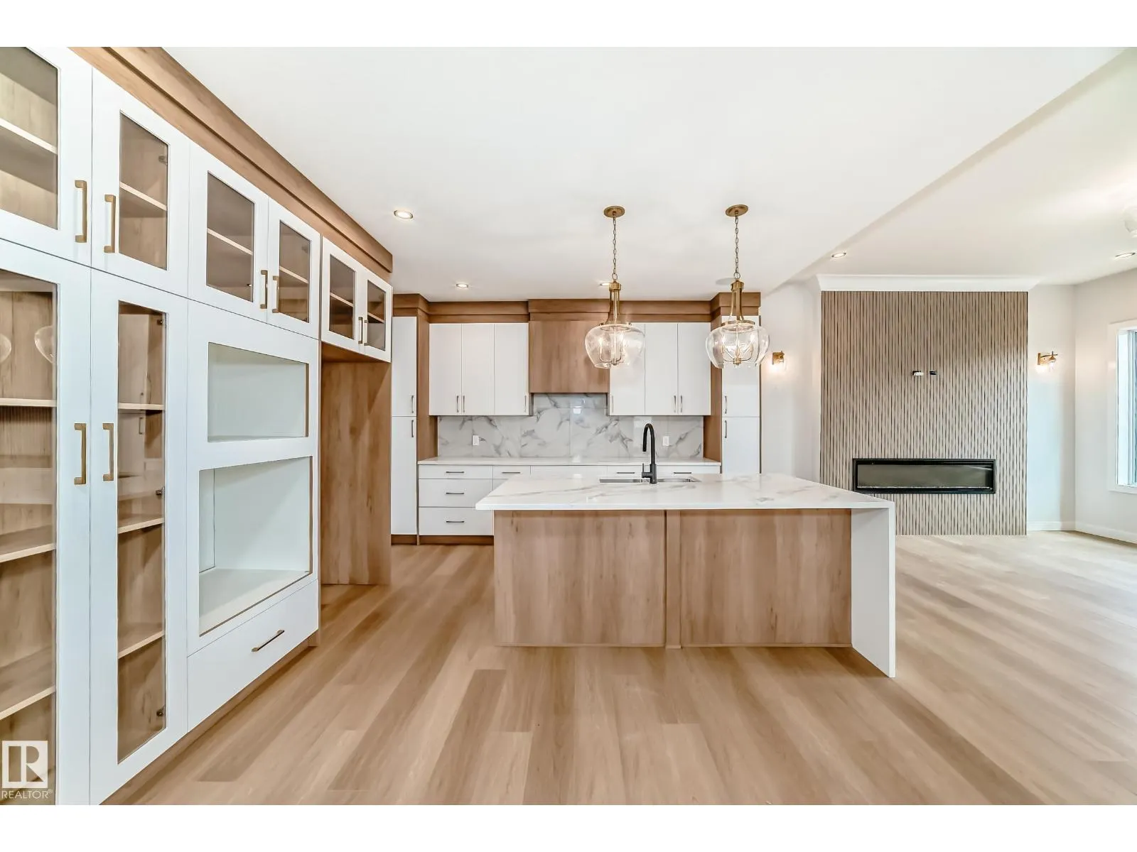 47 MEADOWGROVE LN
