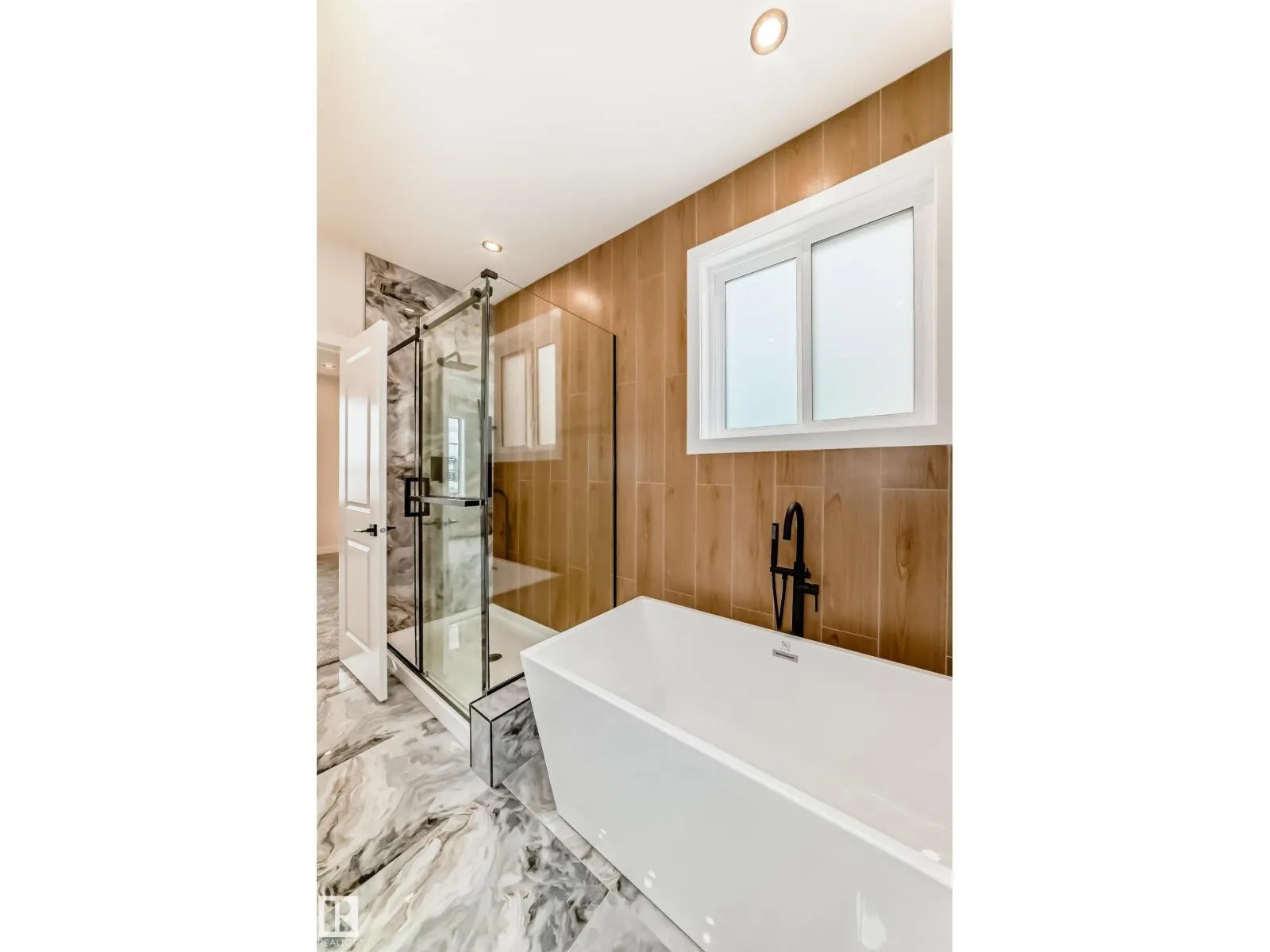 47 MEADOWGROVE LN