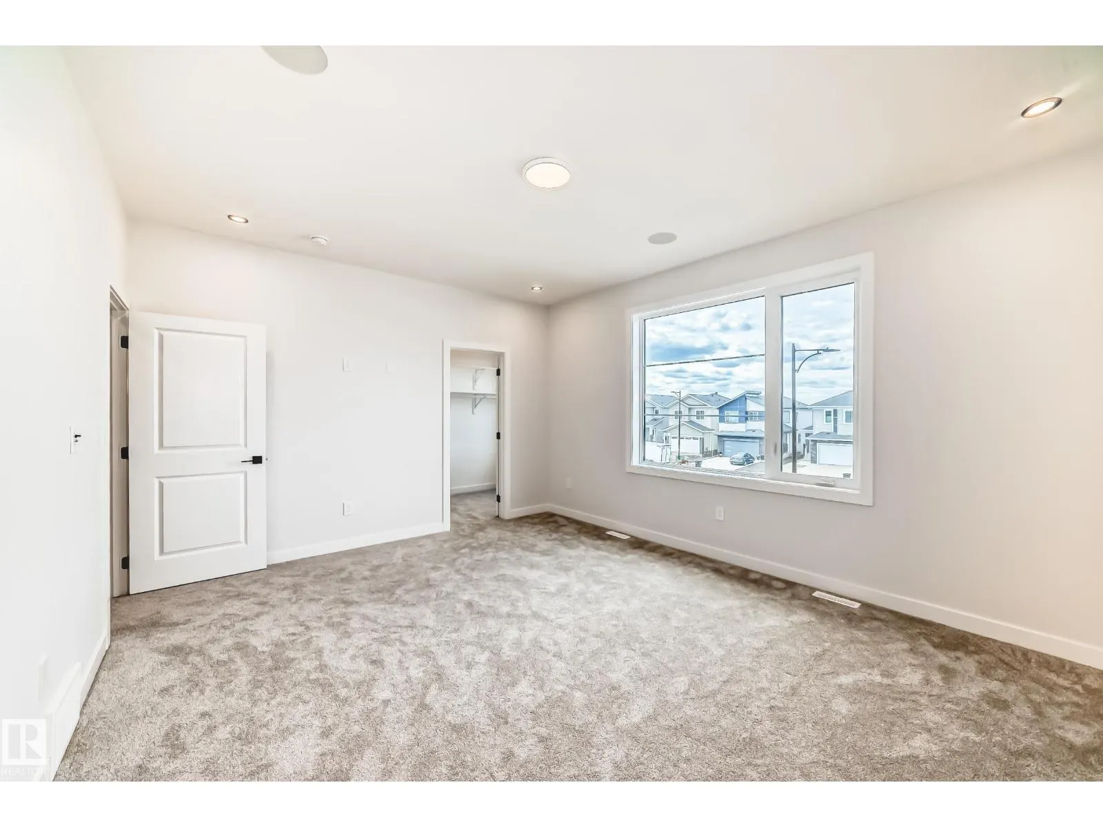 47 MEADOWGROVE LN