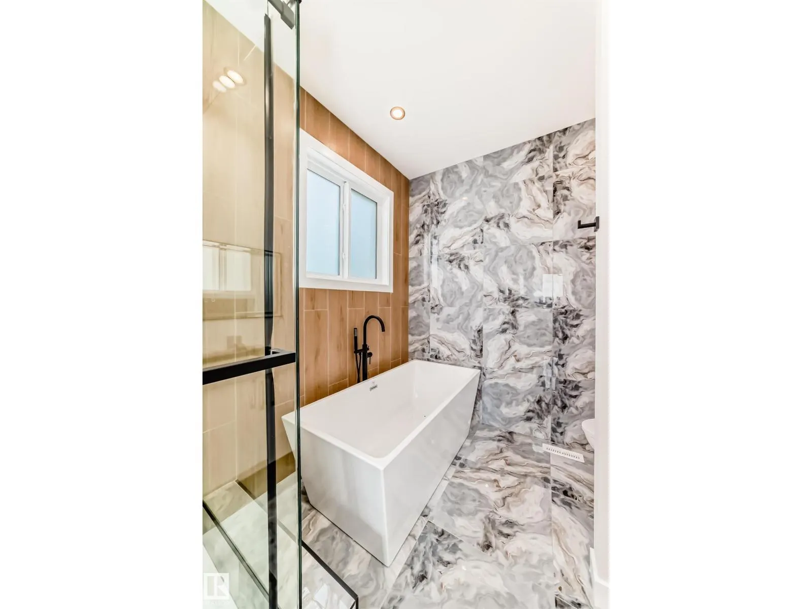 47 MEADOWGROVE LN